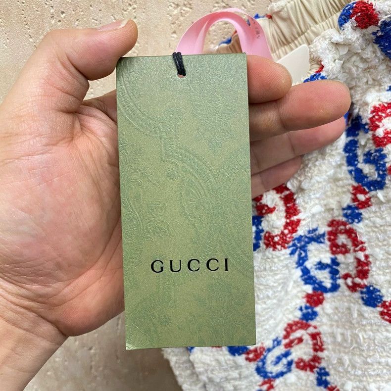 Gucci Gucci Red and blue old-fashioned full-print tweed shorts 25 Size 24" / US 00 / IT 34 - 4 Thumbnail