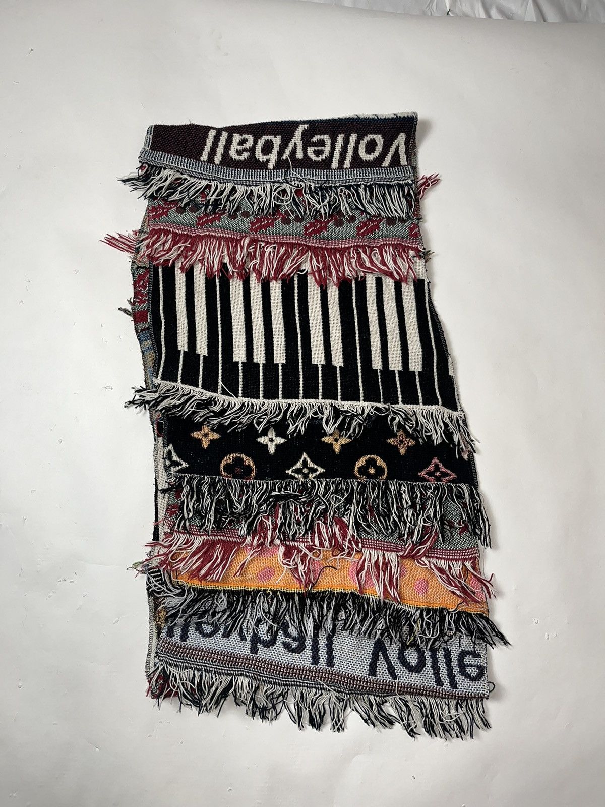 image of 1 Of 1 Tapestry Scarf/ Hood, Men's