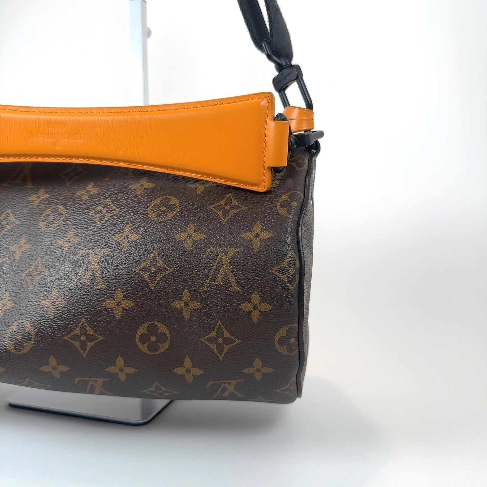 Louis Vuitton Louis Vuitton Monogram Soft Polochon MM Bag Size ONE SIZE - 10 Thumbnail