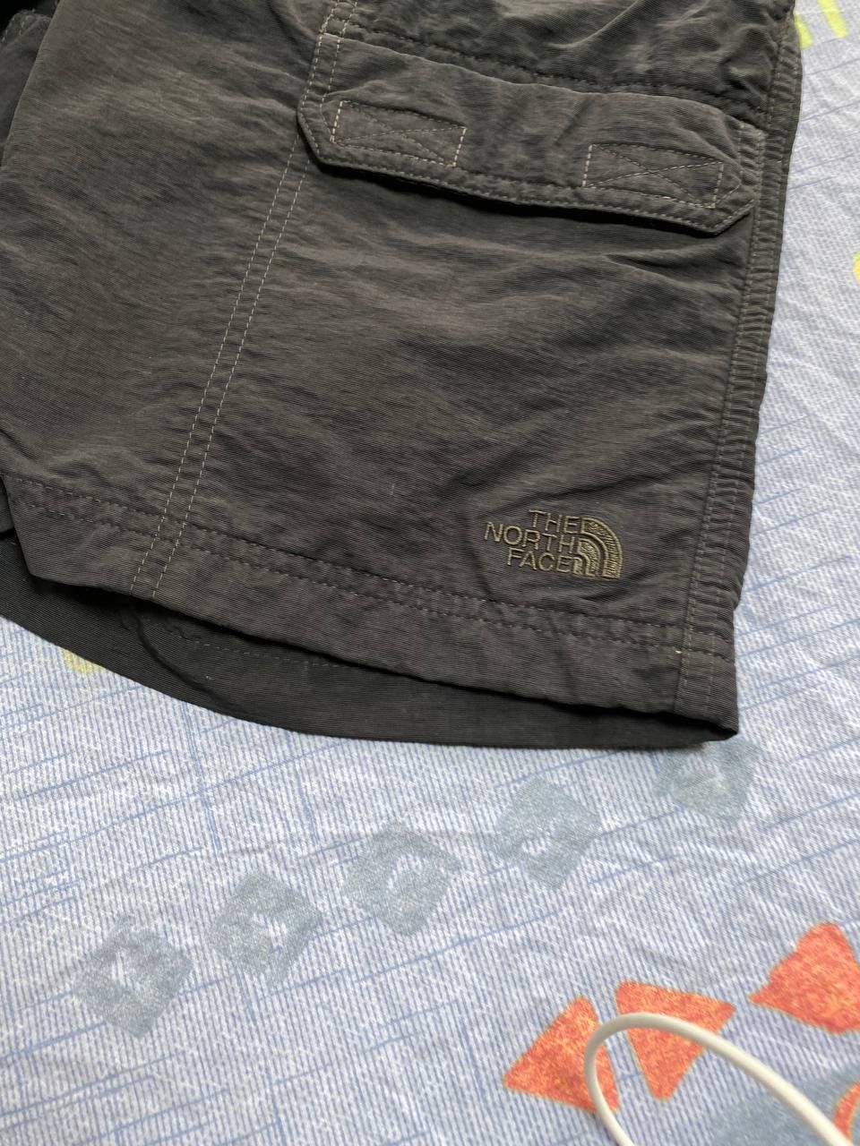 The North Face The North Face Shorts Size US 32 / EU 48 - 10 Thumbnail