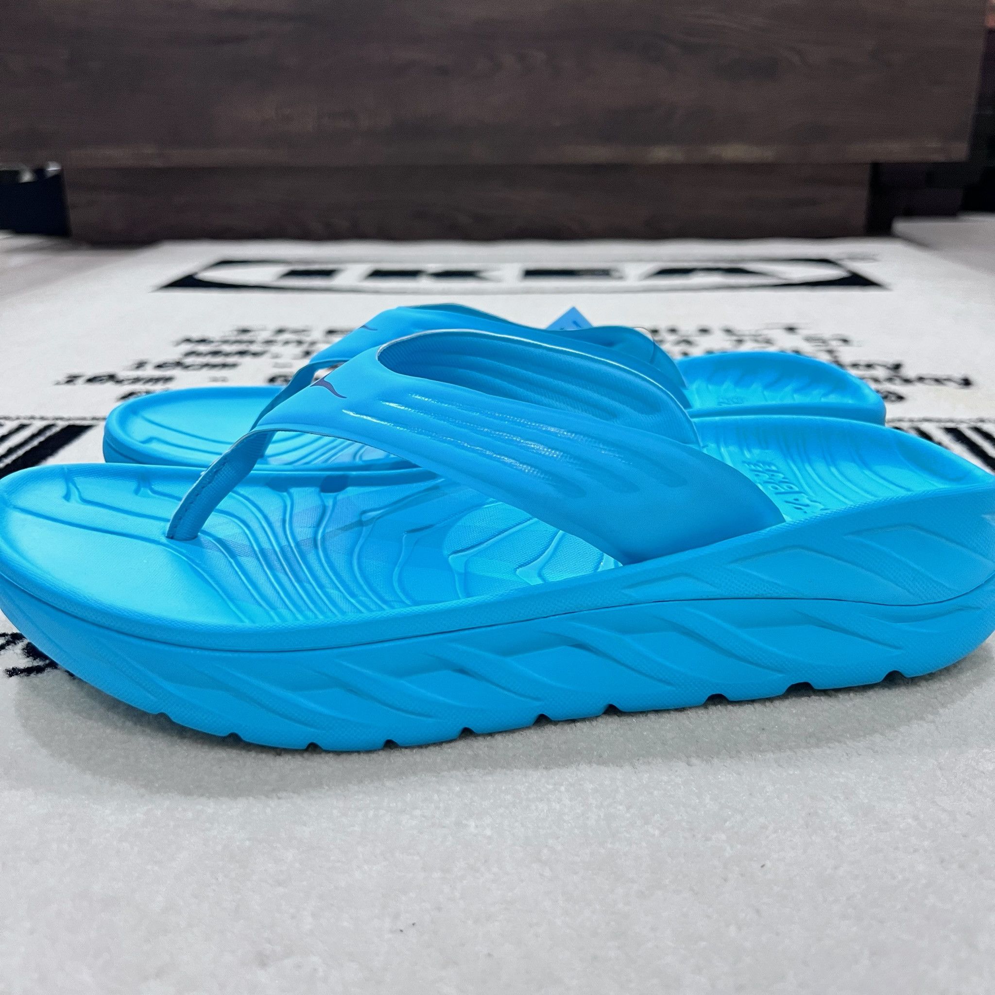 Hoka Ora Recovery Flip Sandal - Scuba Blue/Bellwether Blue