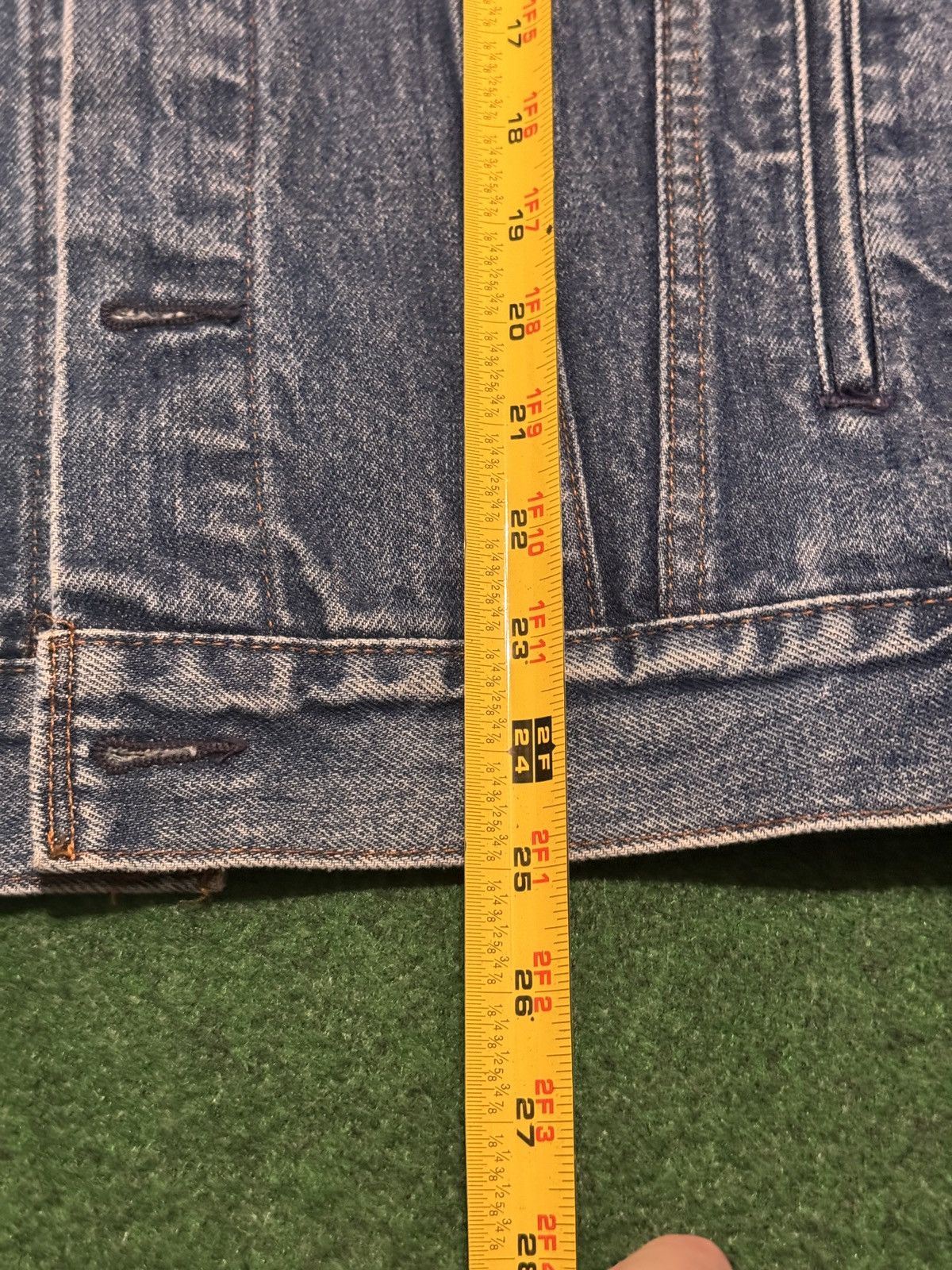 Levi's Vintage Clothing Vintage 90s Levi’s 70506 Denim Trucker Grunge Med 38 Jacket Size US M / EU 48-50 / 2 - 8 Thumbnail