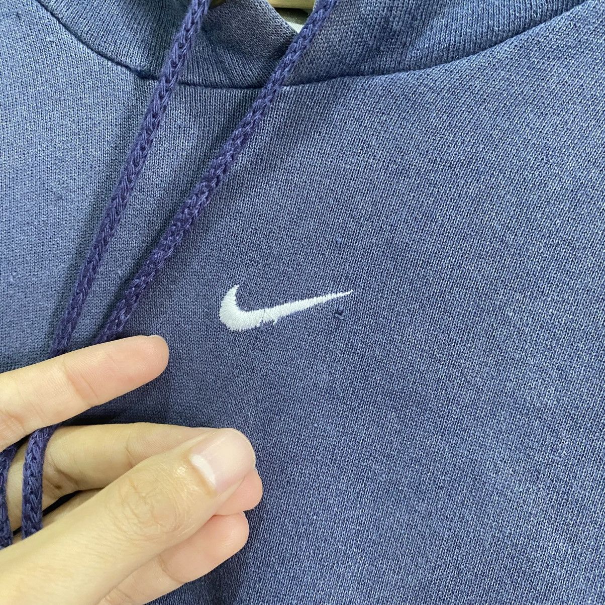 Nike VINTAGE RARE NIKE CENTER SWOOSH NAVY BLUE HOODIE Size US M / EU 48-50 / 2 - 9 Thumbnail