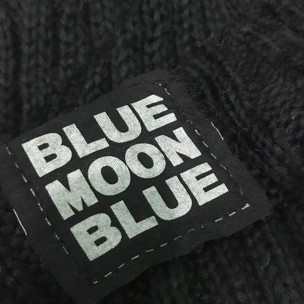 Japanese Brand Japanese Brand Blue Moon Blue Bobble Beanie Hat Size ONE SIZE - 4 Thumbnail