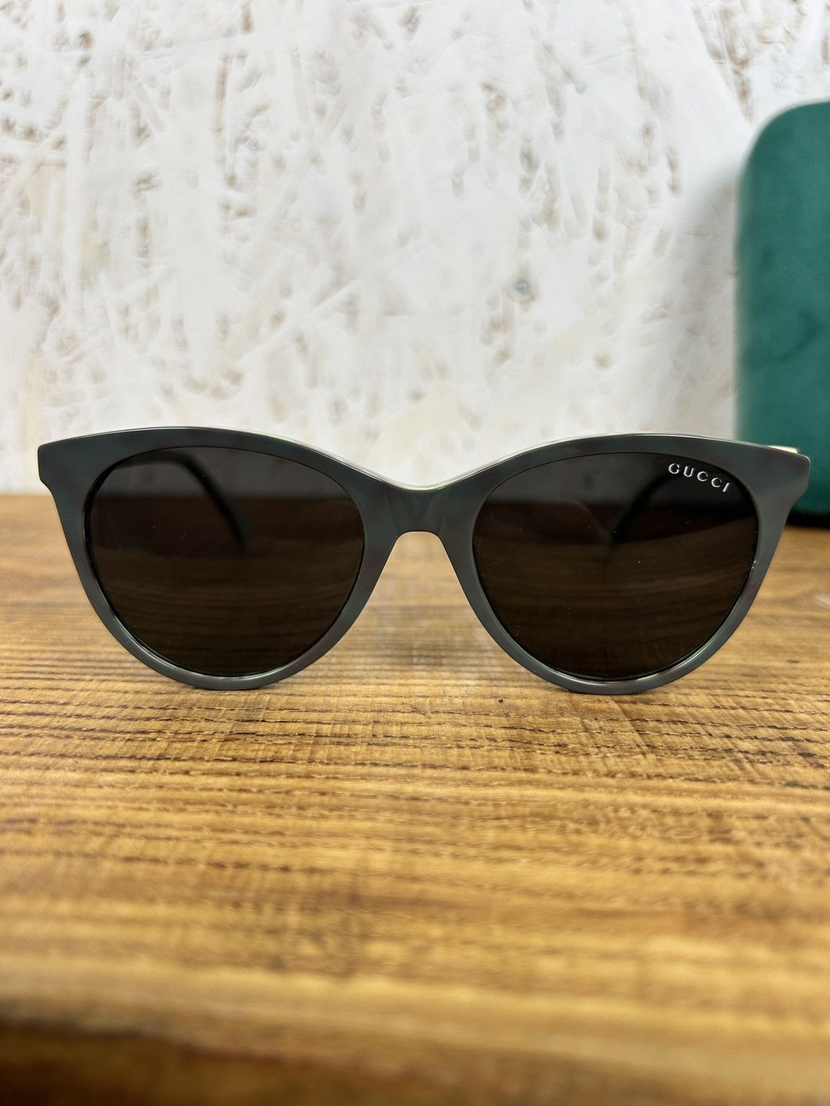 Gucci Gucci Cat Eye Sunglasses GG1136 C7 Green Size ONE SIZE - 1 Thumbnail
