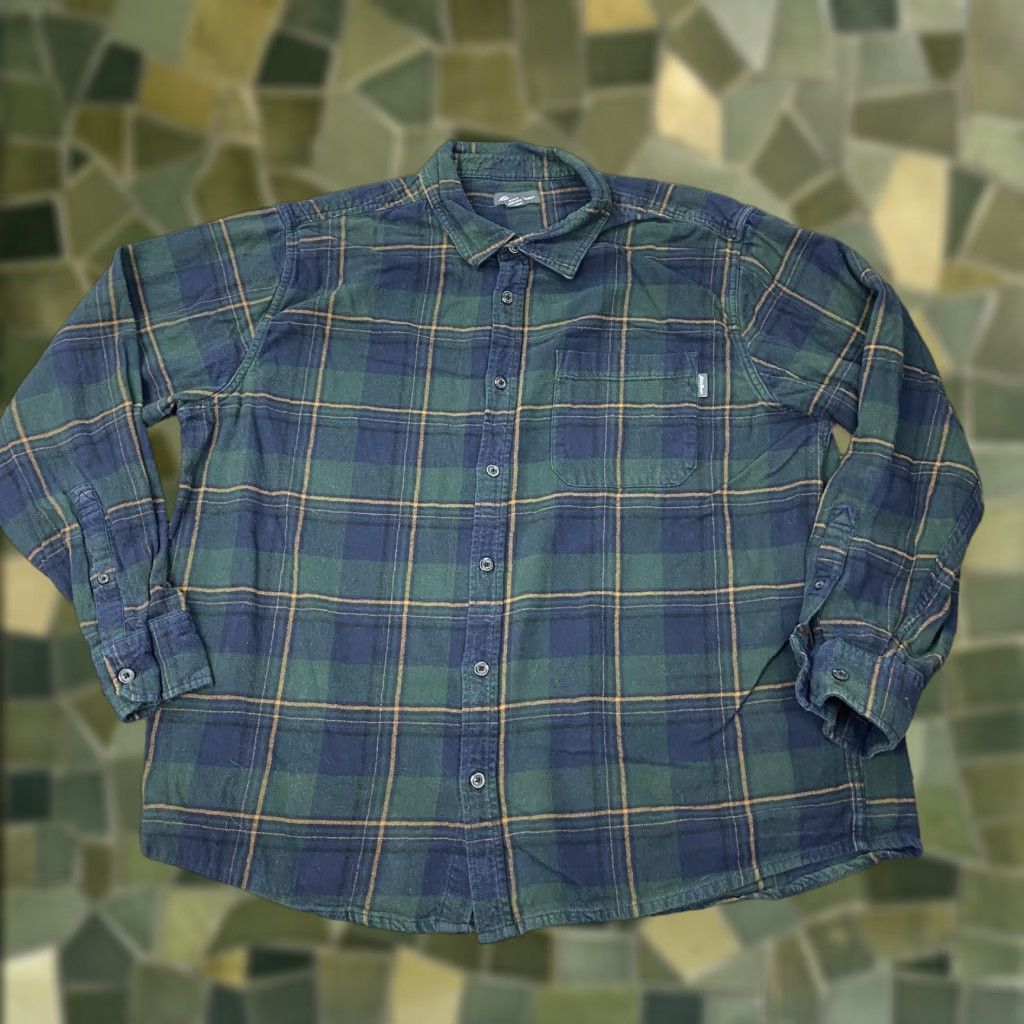 Eddie Bauer EDDIE BAUER Flannel Shirt Mens 2XL Green Blue Plaid Long Sleeve Button-Up Pocket Size US XXL / EU 58 / 5 - 1 Thumbnail