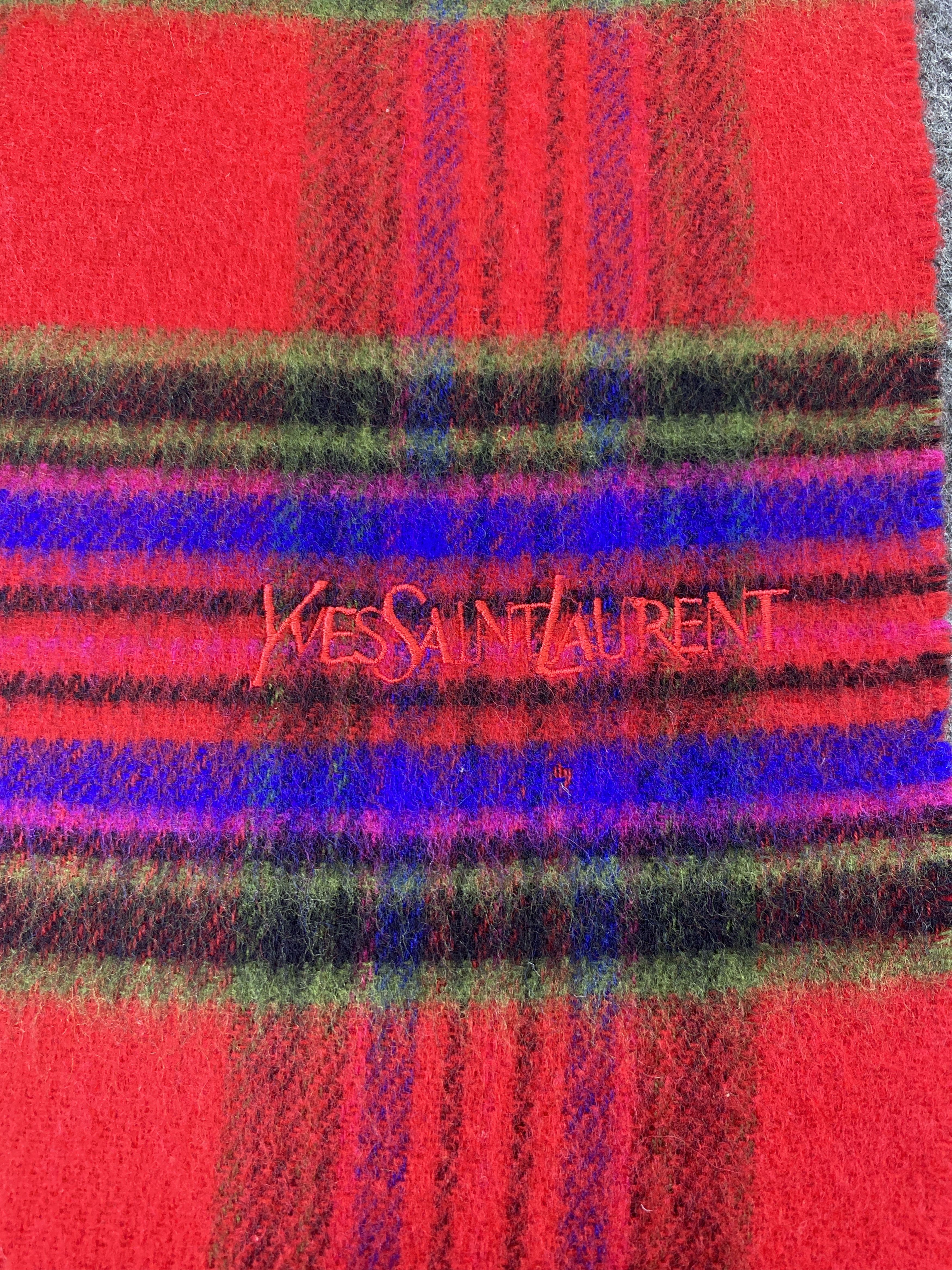 Yves Saint Laurent Yves Saint Laurent Scarf / Muffler / Neckwear -T872 Size ONE SIZE - 5 Thumbnail