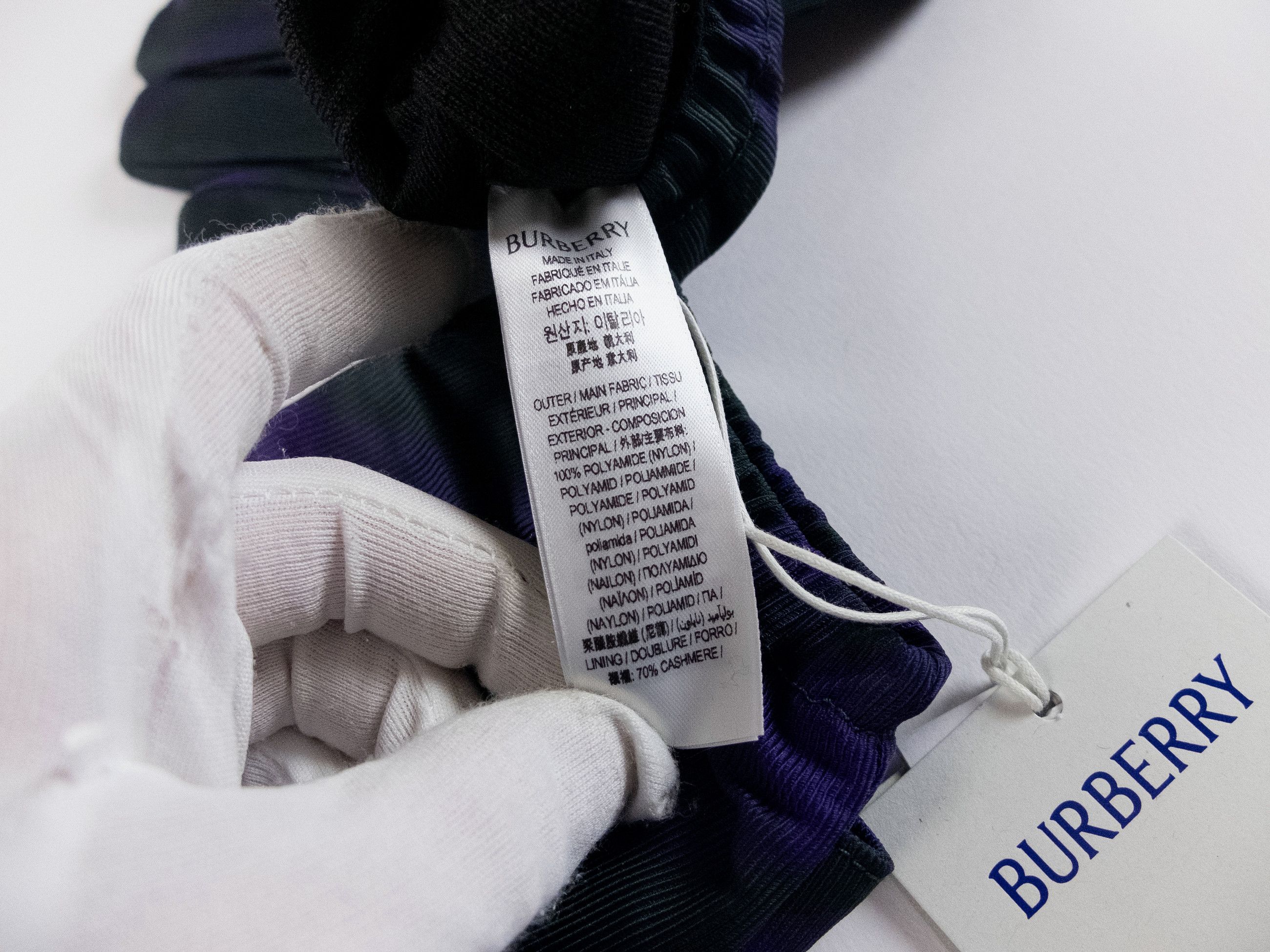 Burberry BURBERRY purple & green check nylon & cashmere gloves Size ONE SIZE - 5 Thumbnail