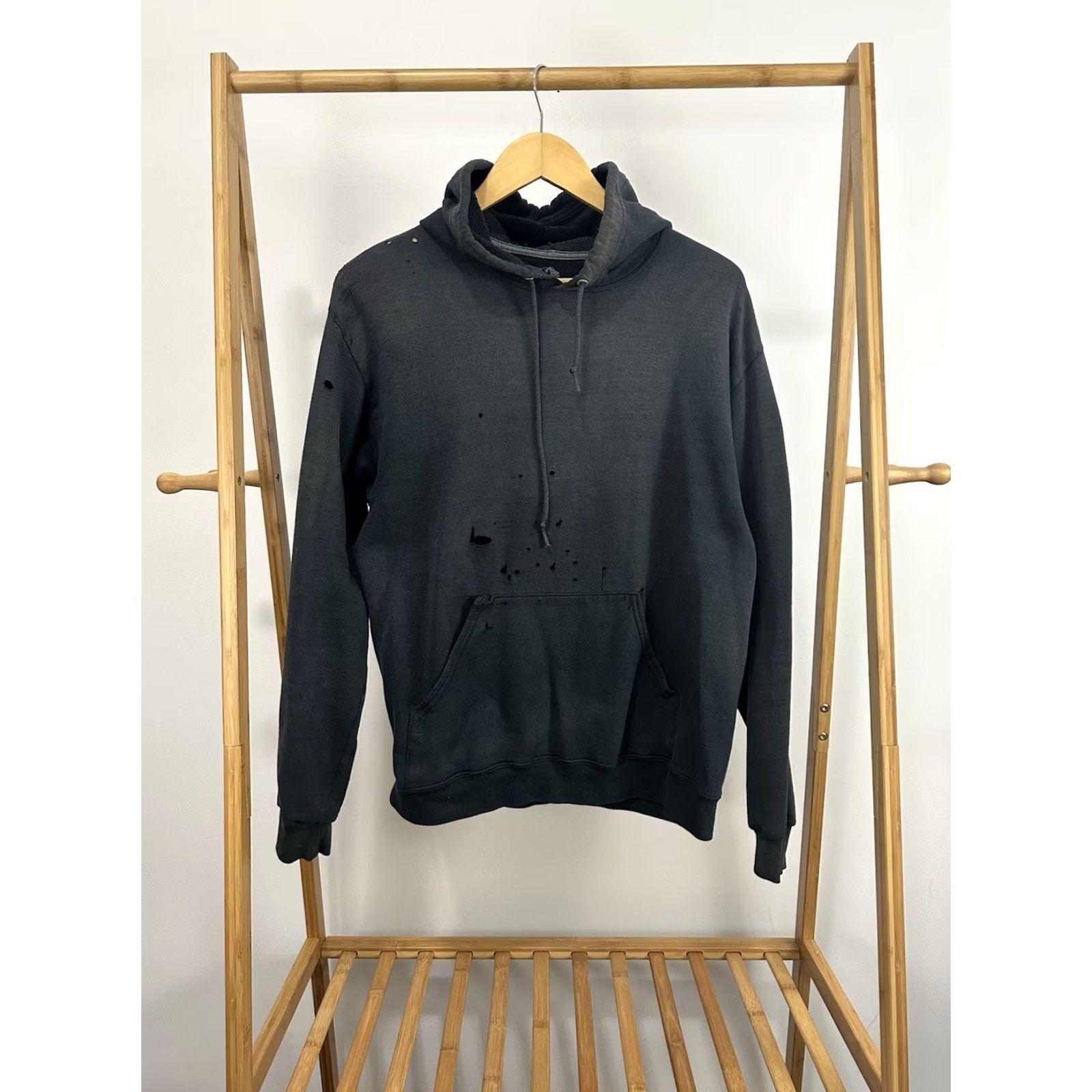 Fruit Of The Loom Fruit of the Loom Hoodie Mens M Black Pullover Distressed WIP Grunge Workwear VTG Gradient Sun Faded Worn Thrashed Sweatshirt Size US M / EU 48-50 / 2 - 2 Thumbnail