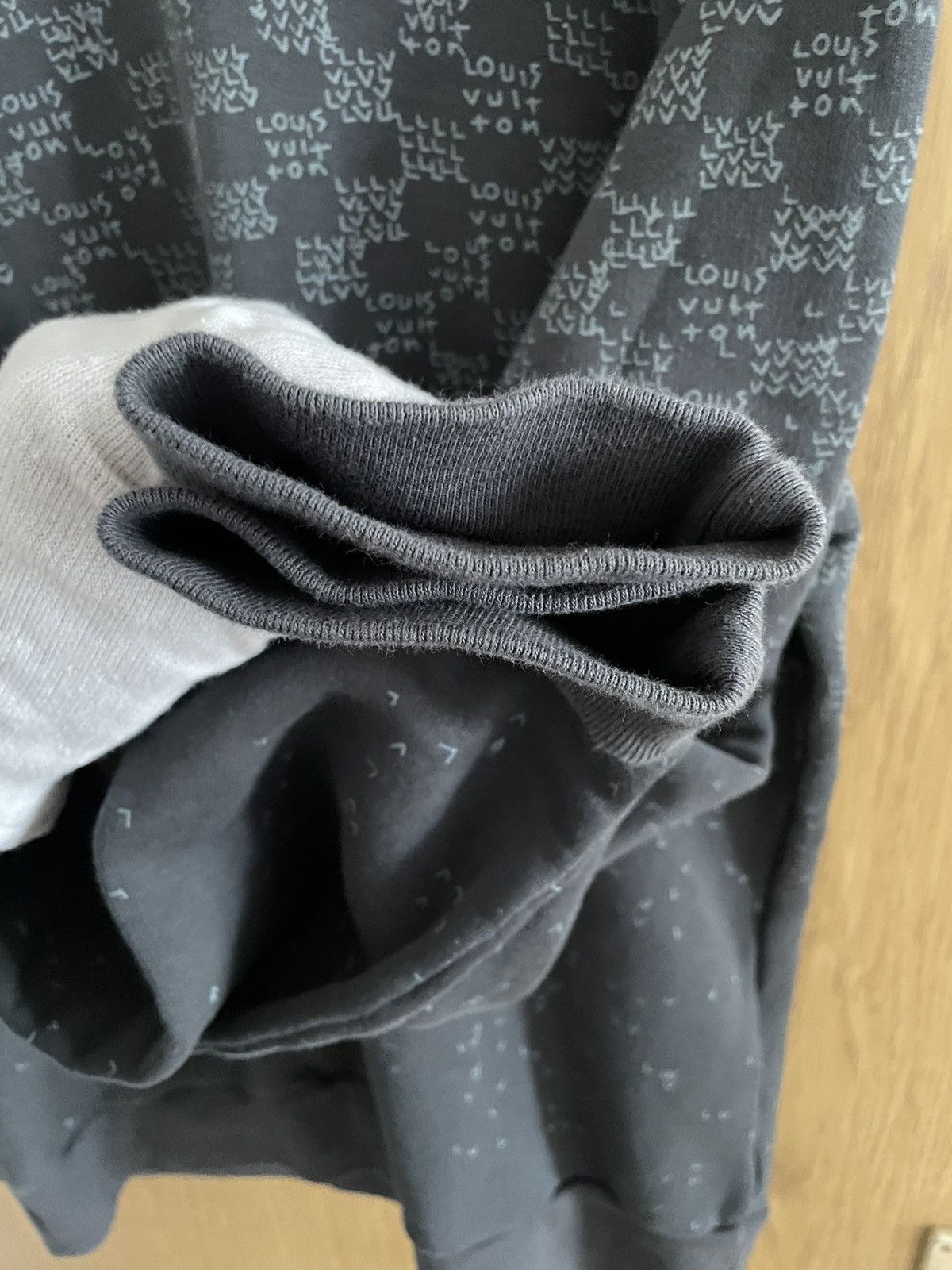 Louis Vuitton Louis Vuitton Sweater grey Size US XL / EU 56 / 4 - 3 Thumbnail