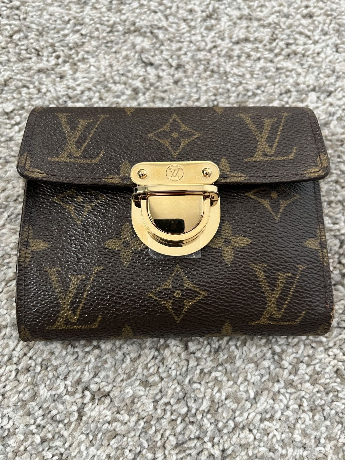 Louis Vuitton Louis Vuitton Vintage Koala Wallet 2004 Size ONE SIZE - 3 Thumbnail