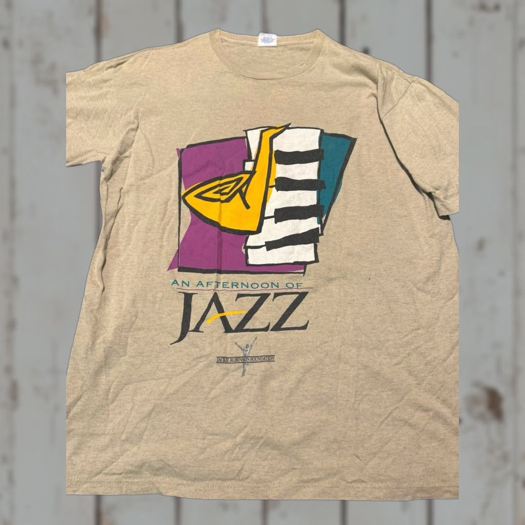 Starter VINTAGE Starter Afternoon Of Jazz Jackie Robinson Foundation T Shirt Size L Mens Beige 70s 80s 90s Graphic Print Crew Neck Short Sleeve Size US L / EU 52-54 / 3 - 1 Thumbnail