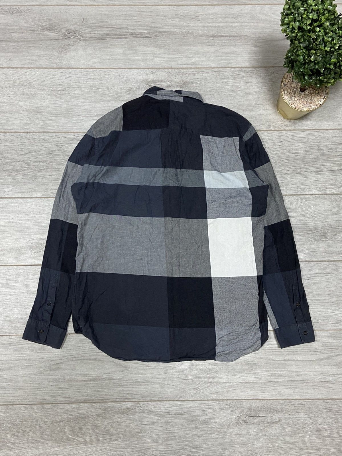 Burberry × Vintage Burberry Brit vintage shirt nova check buttons Size US XL / EU 56 / 4 - 8 Thumbnail