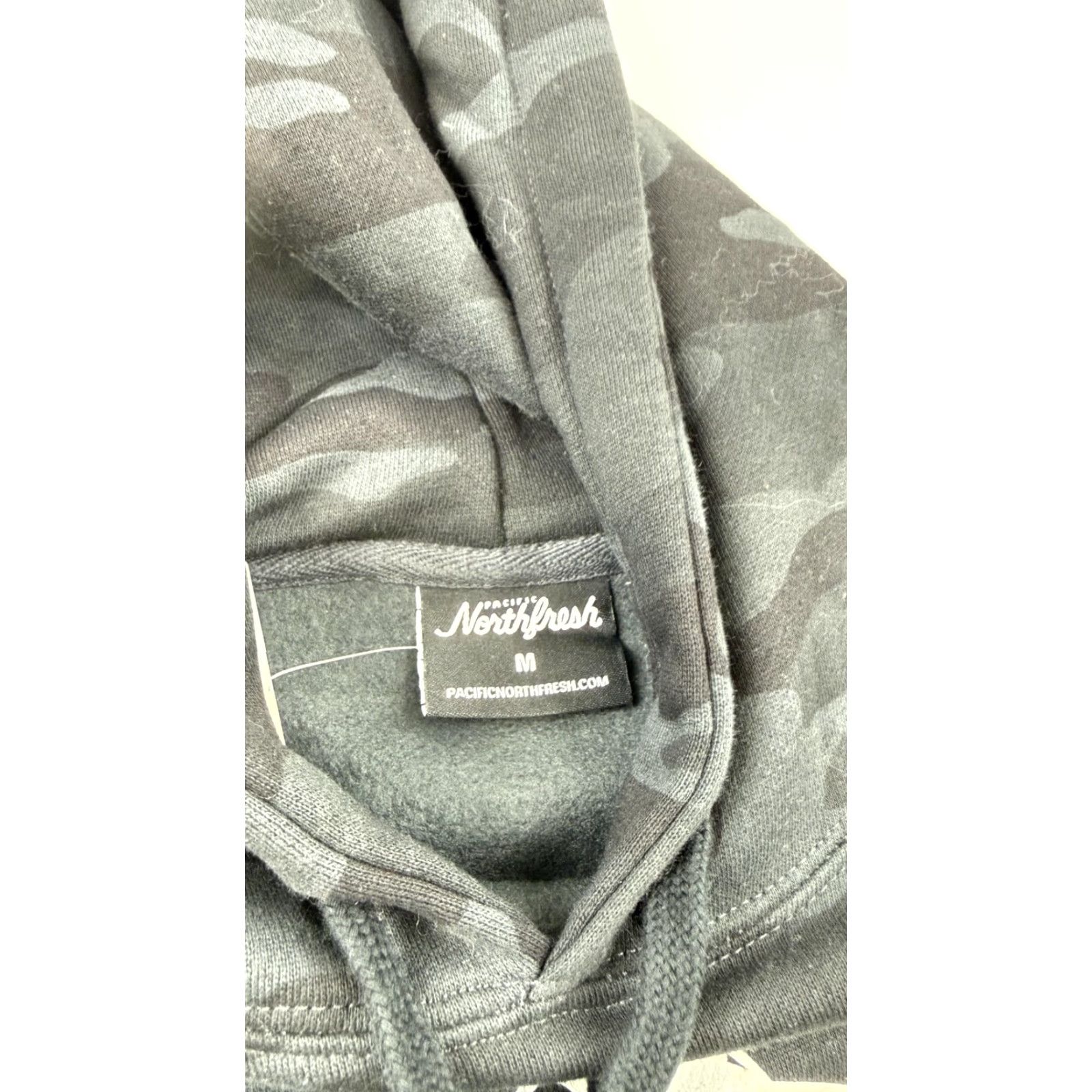 Vintage Pacific Northfresh Hoodie Mens Medium Black Camo Drip Mountain Graphic Size US M / EU 48-50 / 2 - 6 Thumbnail