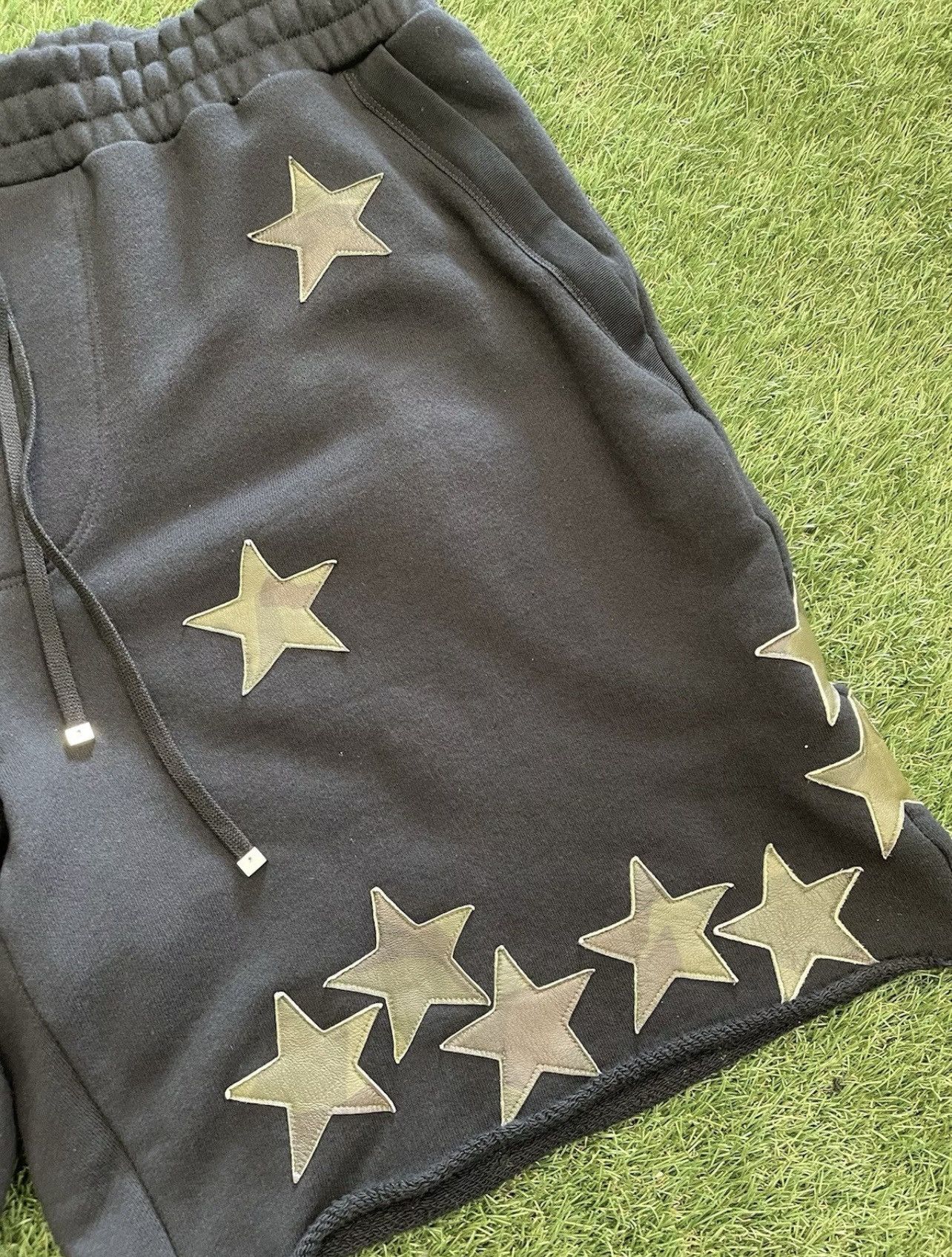 Amiri Size XXL - Amiri Chemist Black Camo Leather Patch Star Short Size US 40 / EU 56 - 4 Thumbnail