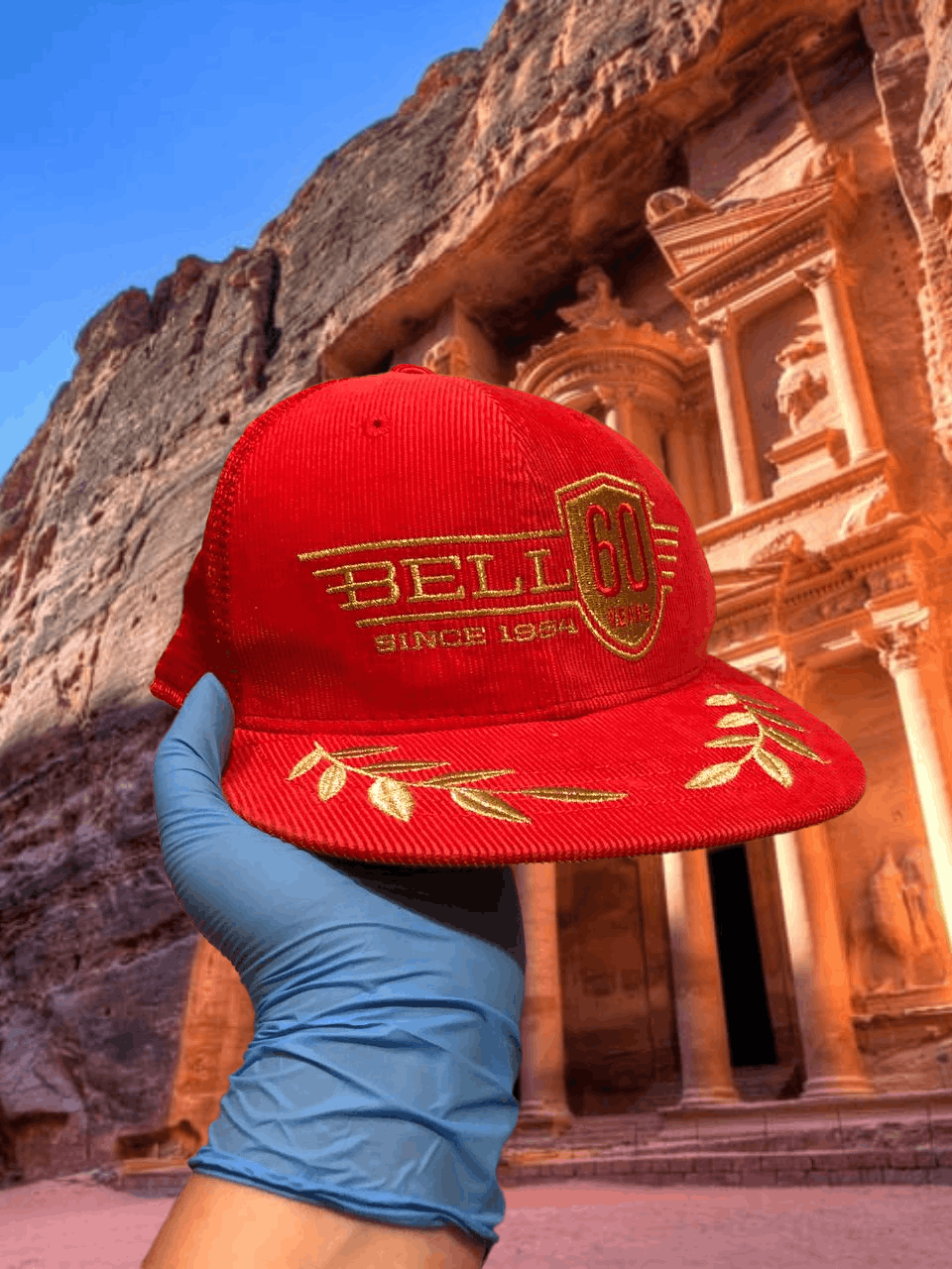 Vintage Vintage Hats Y2K BELL (RARE) red cap big logo Size ONE SIZE - 1 Thumbnail