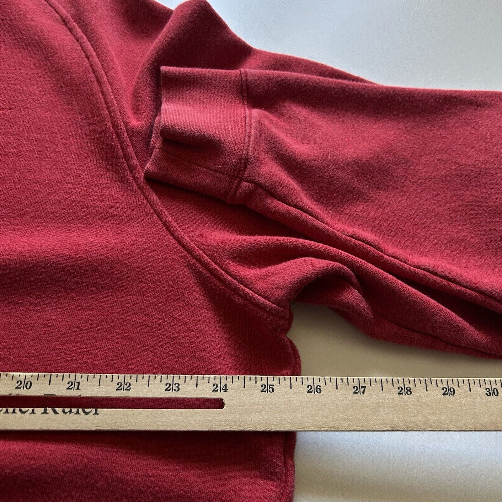 Nike Vintage Y2K Nike Sportswear Swoosh Crewneck XL Tonal Red Size US XL / EU 56 / 4 - 4 Thumbnail
