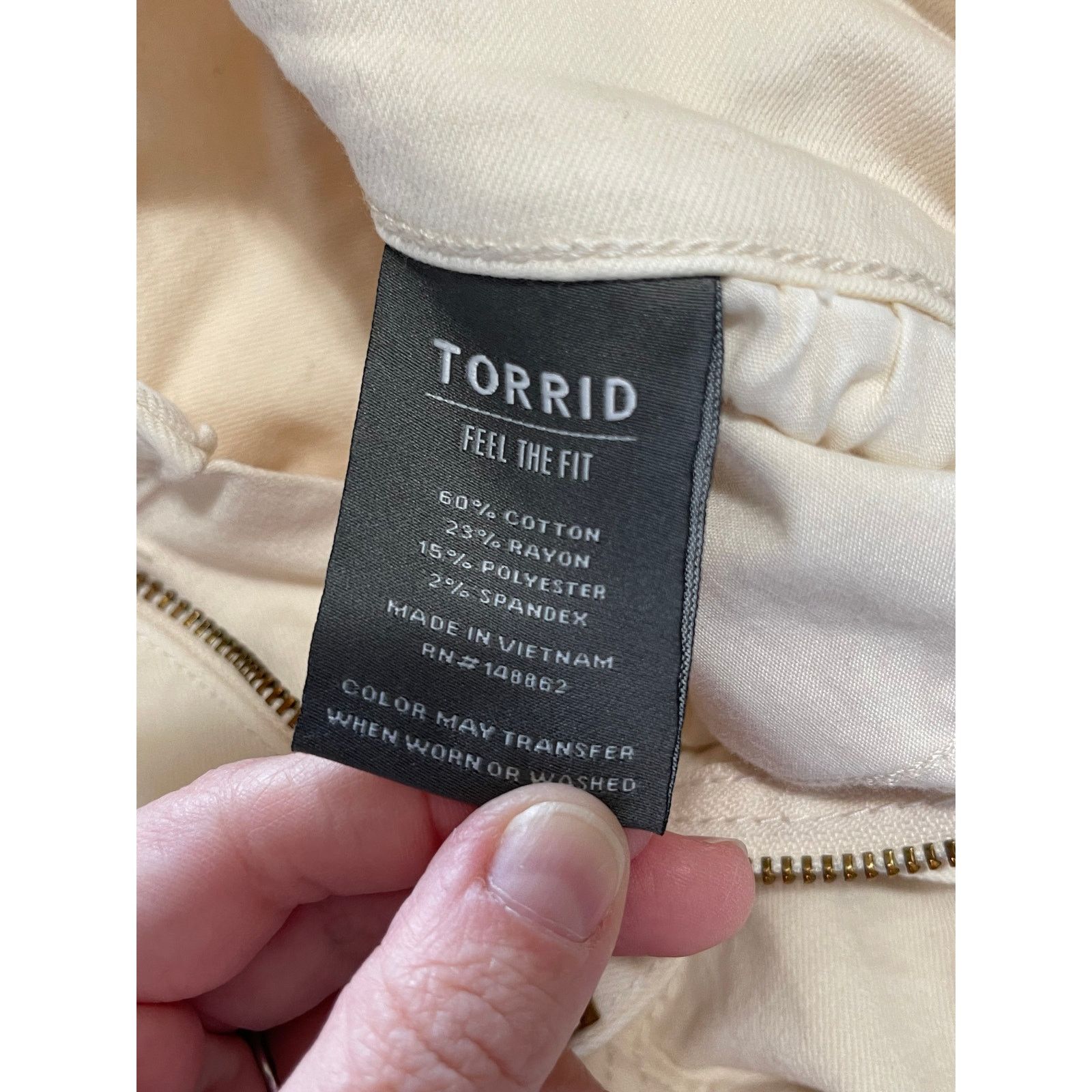 Other Torrid Jegging Size 12S 3 Button Beige / Off White Pants Size 35" - 2 Thumbnail
