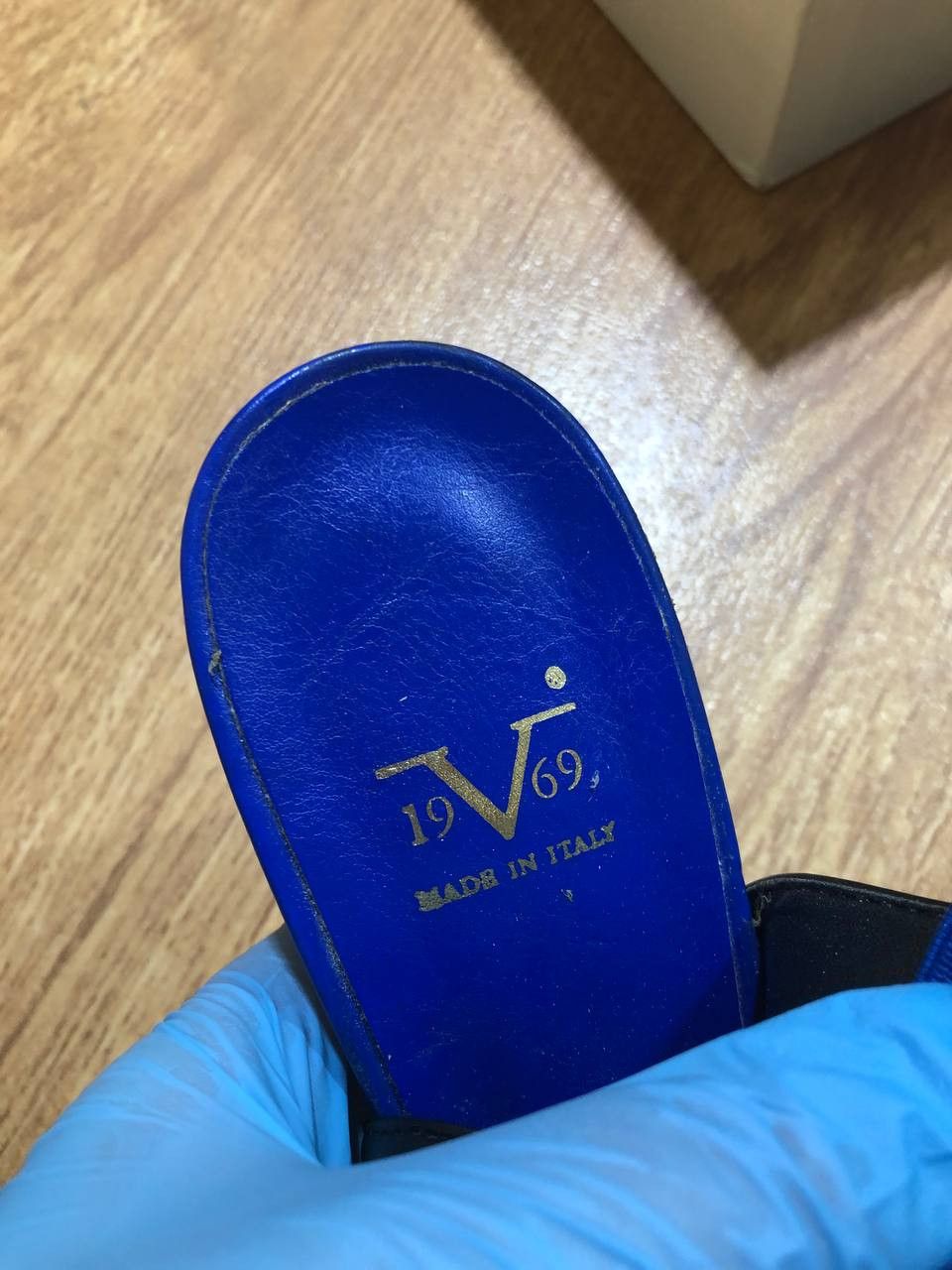 Versace Versace studs leather sandals Size US 10 / IT 40 - 4 Thumbnail