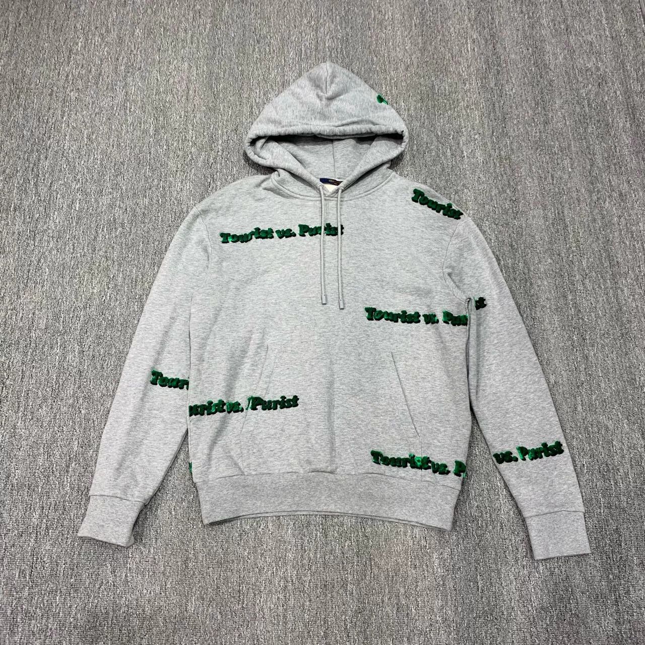 Louis Vuitton Gray Text Flocked Hoodie S 95 New Size US S / EU 44-46 / 1 - 1 Thumbnail