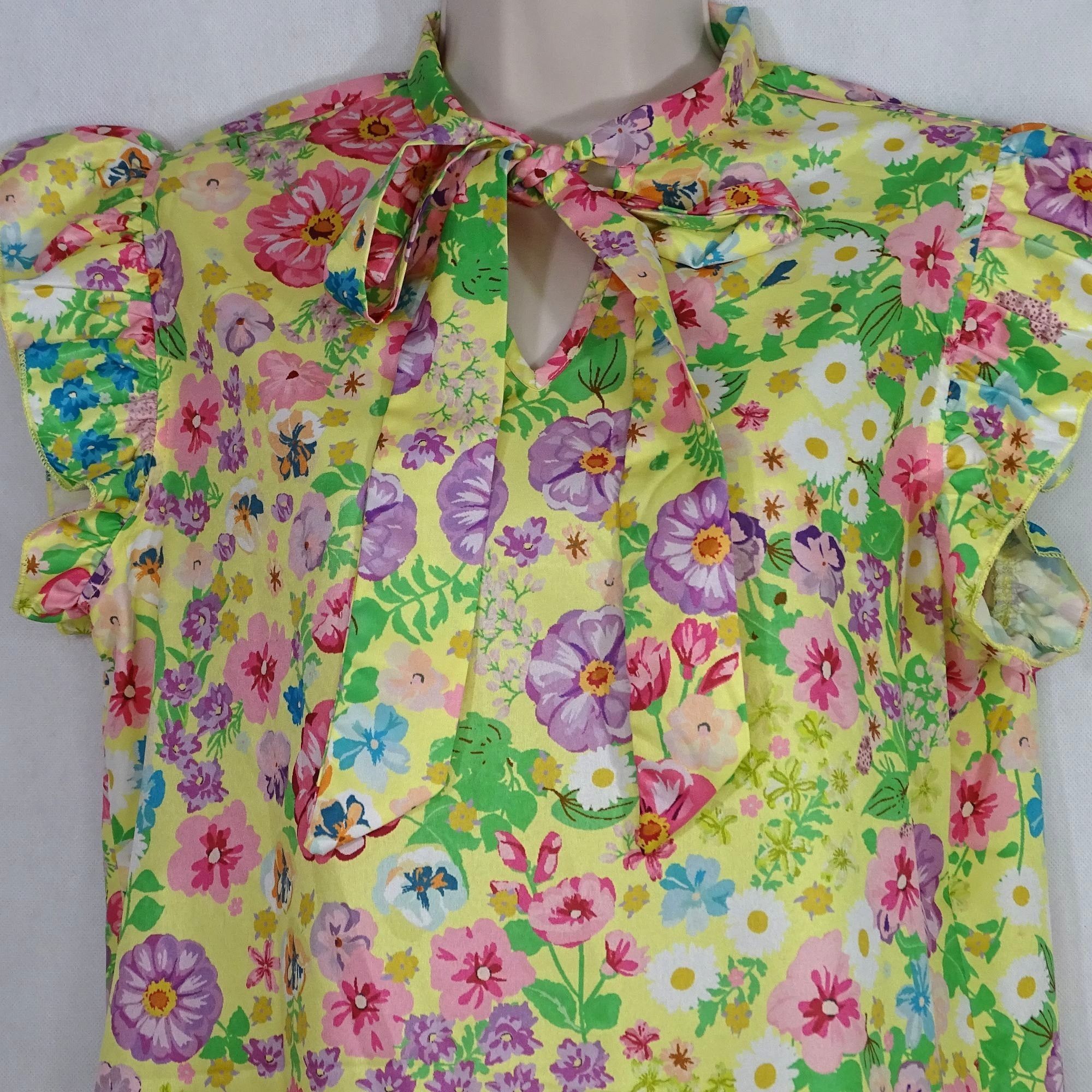 Shein Shein Floral Ruffle Sleeve Blouse Top Women Size 6 Yellow Mu Size M / US 6-8 / IT 42-44 - 2 Thumbnail