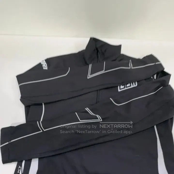 Givenchy Givenchy Solid Print Half-Zip Long-Sleeve T-Shirt. Size US M / EU 48-50 / 2 - 5 Thumbnail