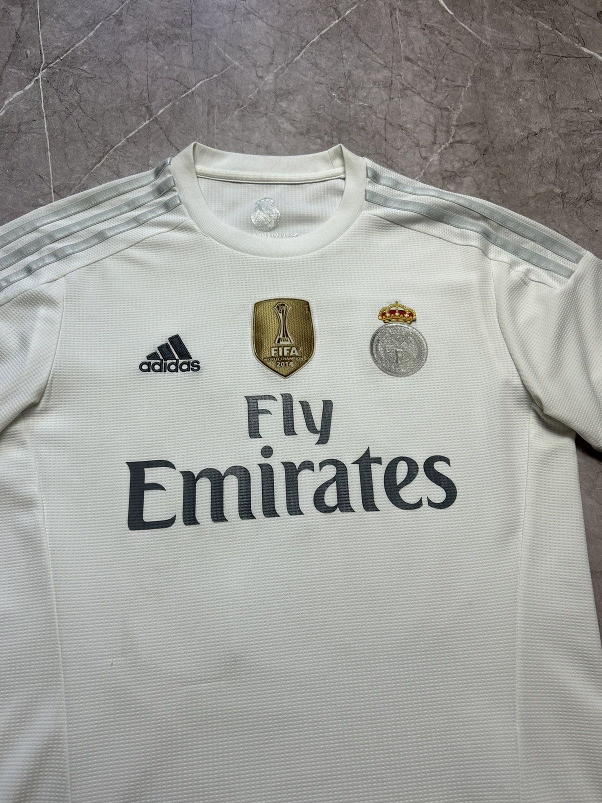 Vintage F.C Real Madrid Adidas FIFA 2014 #10 James Jersey Size US M / EU 48-50 / 2 - 3 Thumbnail