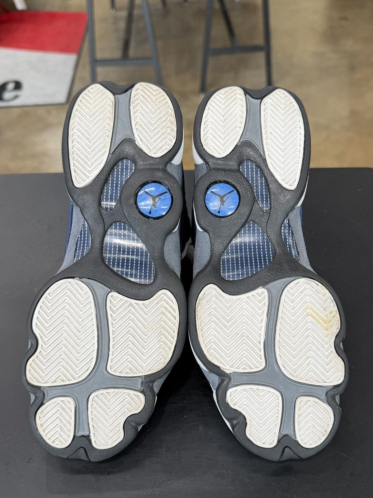 Jordan Brand Air Jordan 13 Flint Size 5.5Y (2020) Size US 5.5 / EU 38 - 9 Thumbnail