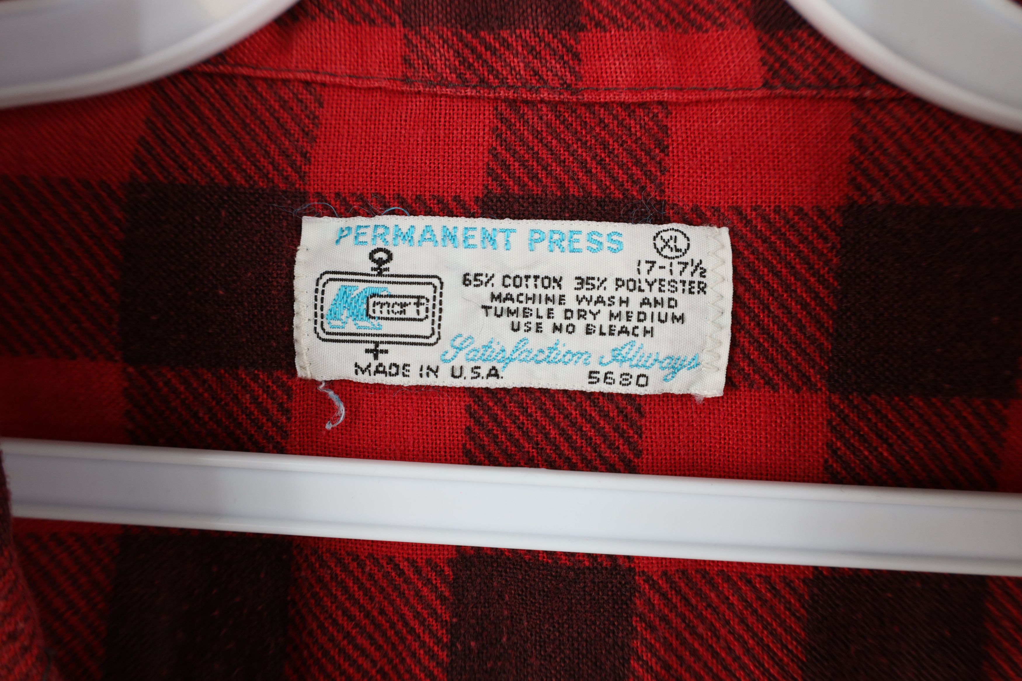 Vintage Vintage 70s Streetwear Flannel Collared Button Shirt Red Size US XL / EU 56 / 4 - 7 Thumbnail