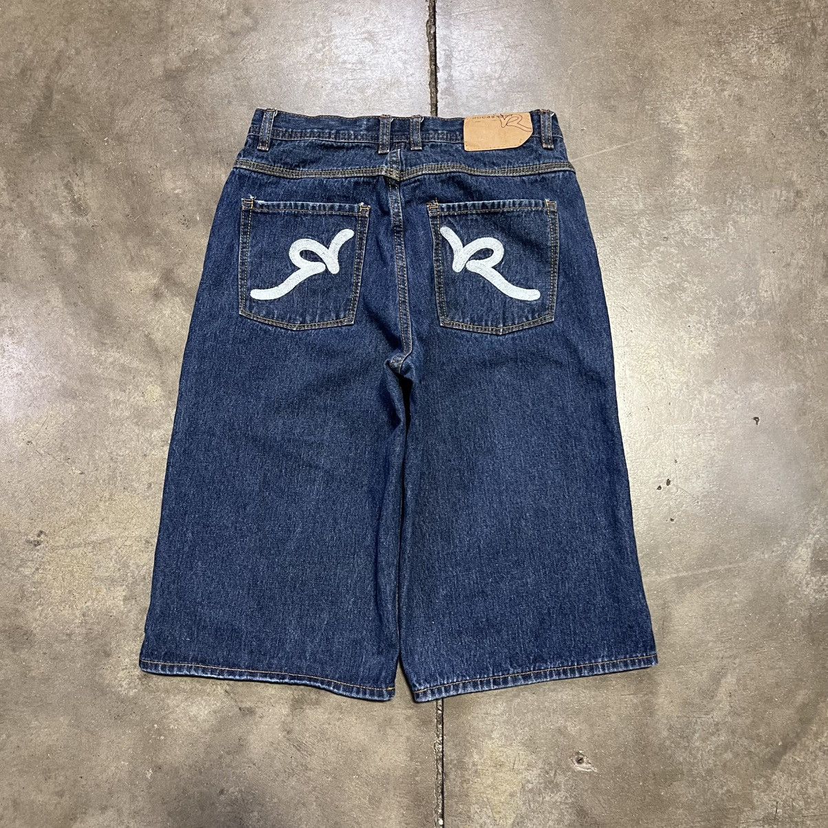 Rocawear × Vintage Vintage Y2K Rocawear Baggy Denim Jean Shorts 