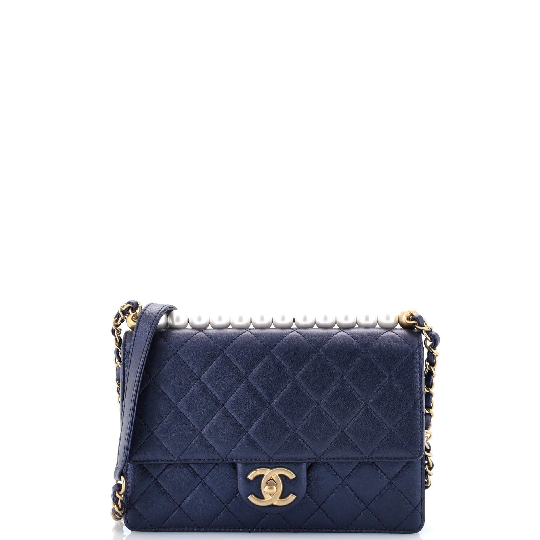 Chanel Chic Pearls Flap Bag Size ONE SIZE - 1 Thumbnail