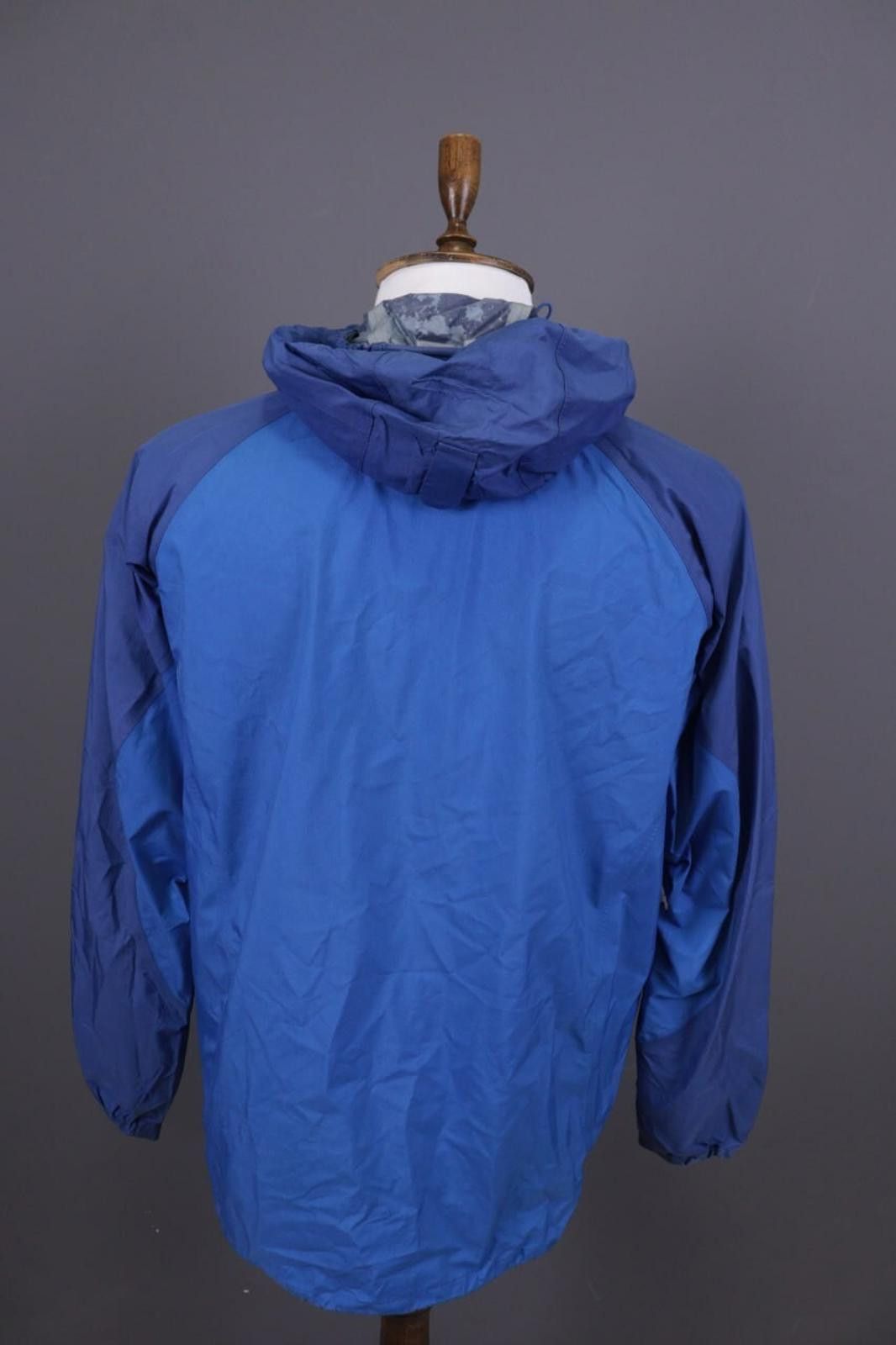 Montbell Mont Bell Blue Waterproof Ski Hooded Jacket Size M Size M / US 6-8 / IT 42-44 - 12 Thumbnail