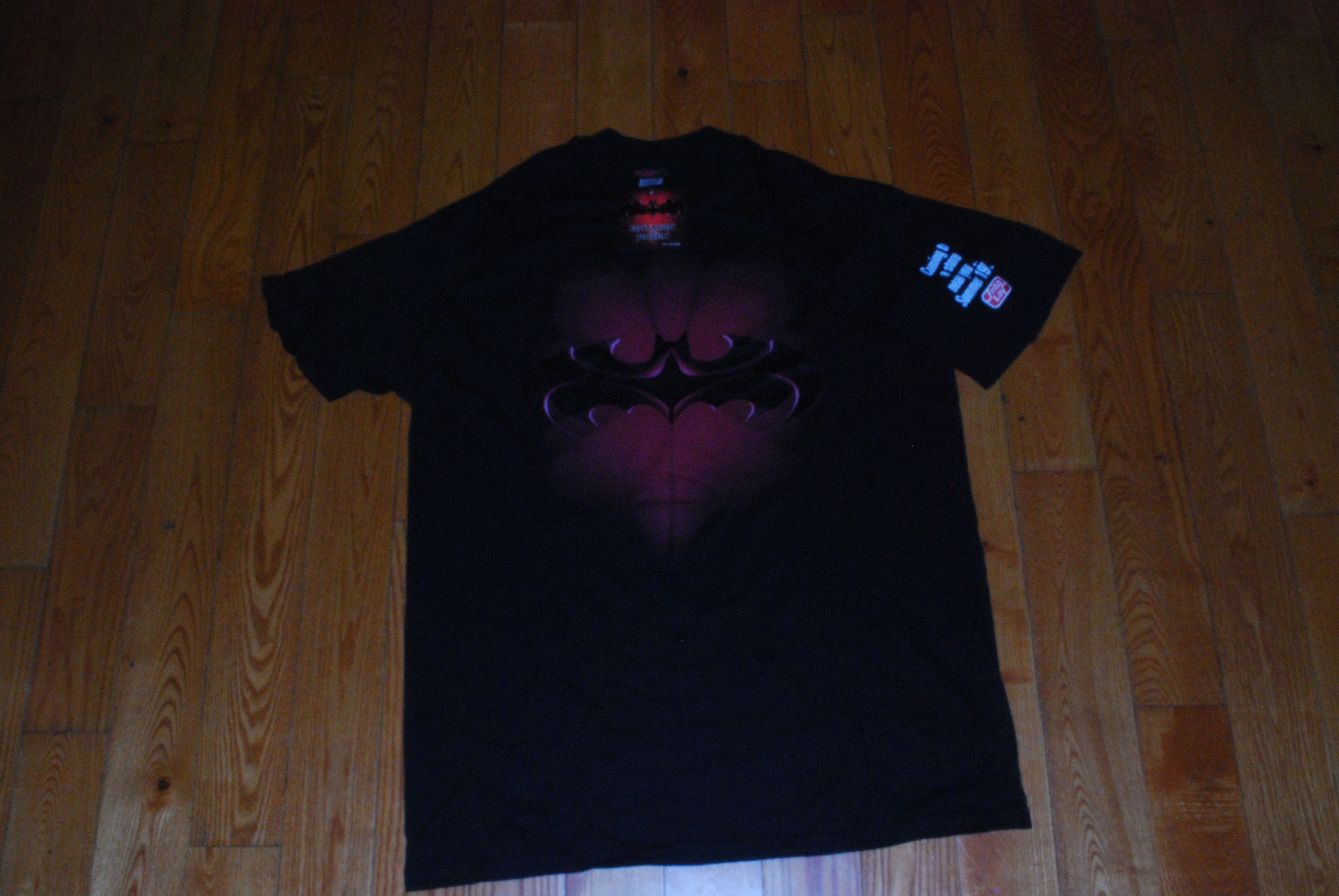 DC Comics Batman & Robin Movie DC Comics T-Shirt from 1997 NOS w/Tags Size US XL / EU 56 / 4 - 3 Thumbnail