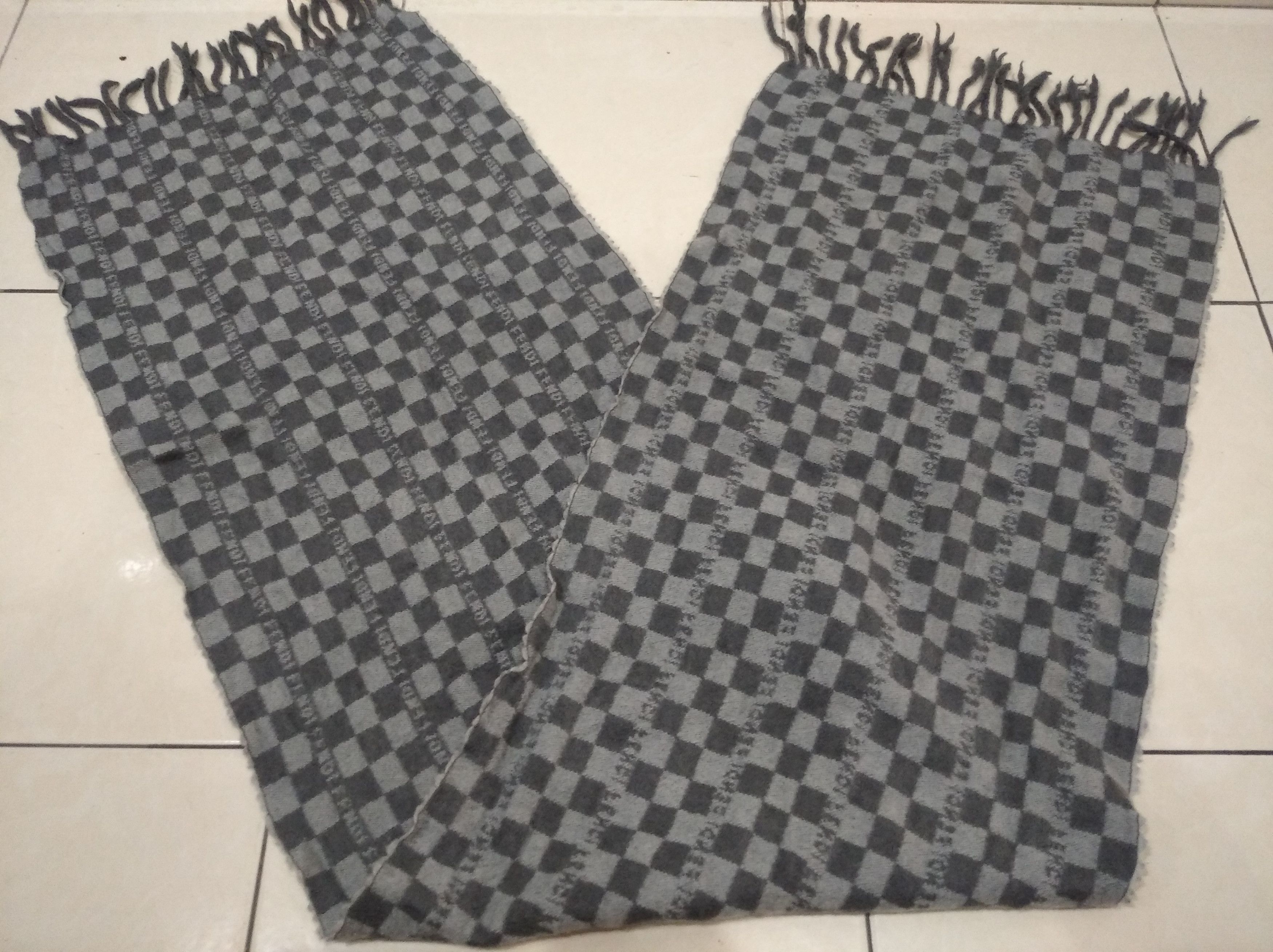 Fendi Vintage Fendi Monogram Scarf/Muffler Size ONE SIZE - 4 Thumbnail