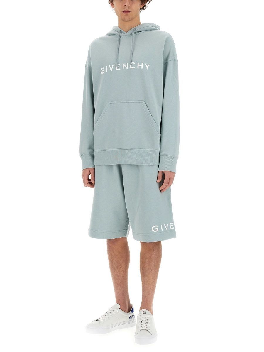 Givenchy o1srvl11e0925 Hoodie in Light Blue Size US XXL / EU 58 / 5 - 5 Thumbnail