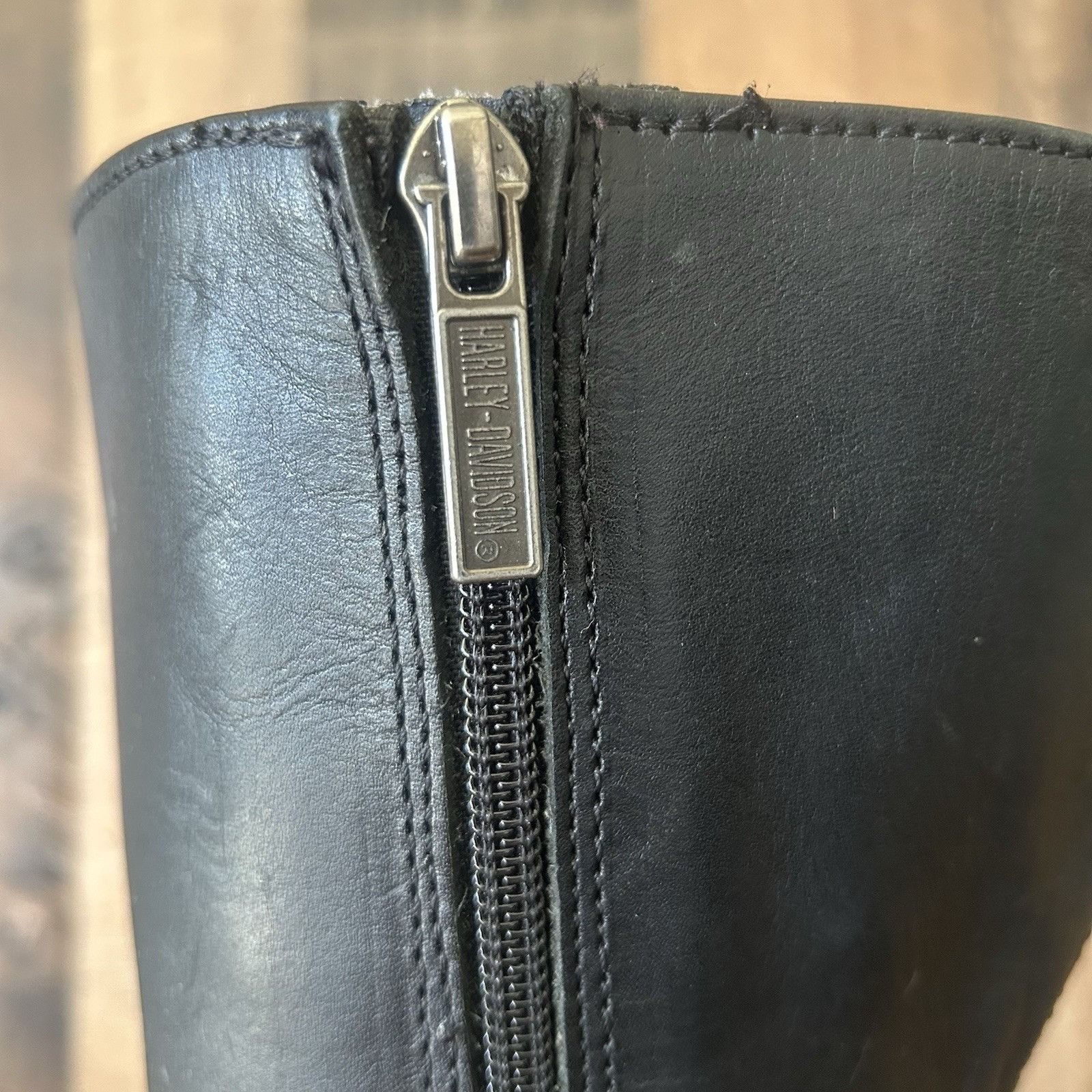 Harley Davidson Harley Davidson 85349 Side Zip Studded Moto Boots Womens 7.5 Size US 7.5 / IT 37.5 - 9 Thumbnail