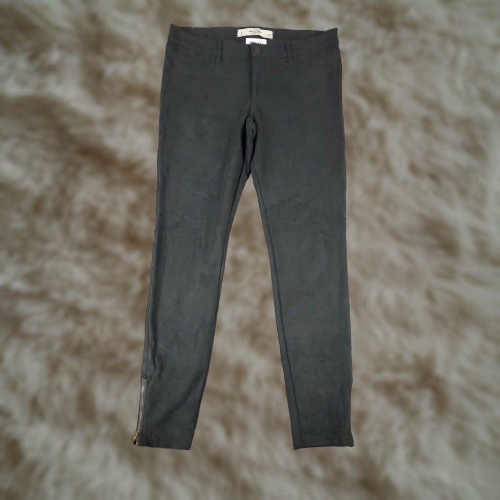 Abercrombie & Fitch Abercrombie & Fitch Jeans Womens Size 8 32x29 Gray Straight Pants with Zipper Size 30" / US 8 / IT 44 - 1 Thumbnail