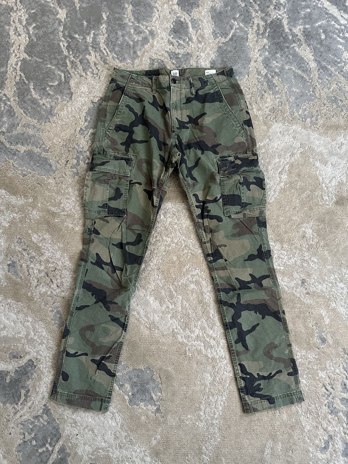 Gap Gap Camo Cargo Pants with GapFlex Size US 32 / EU 48 - 1 Thumbnail