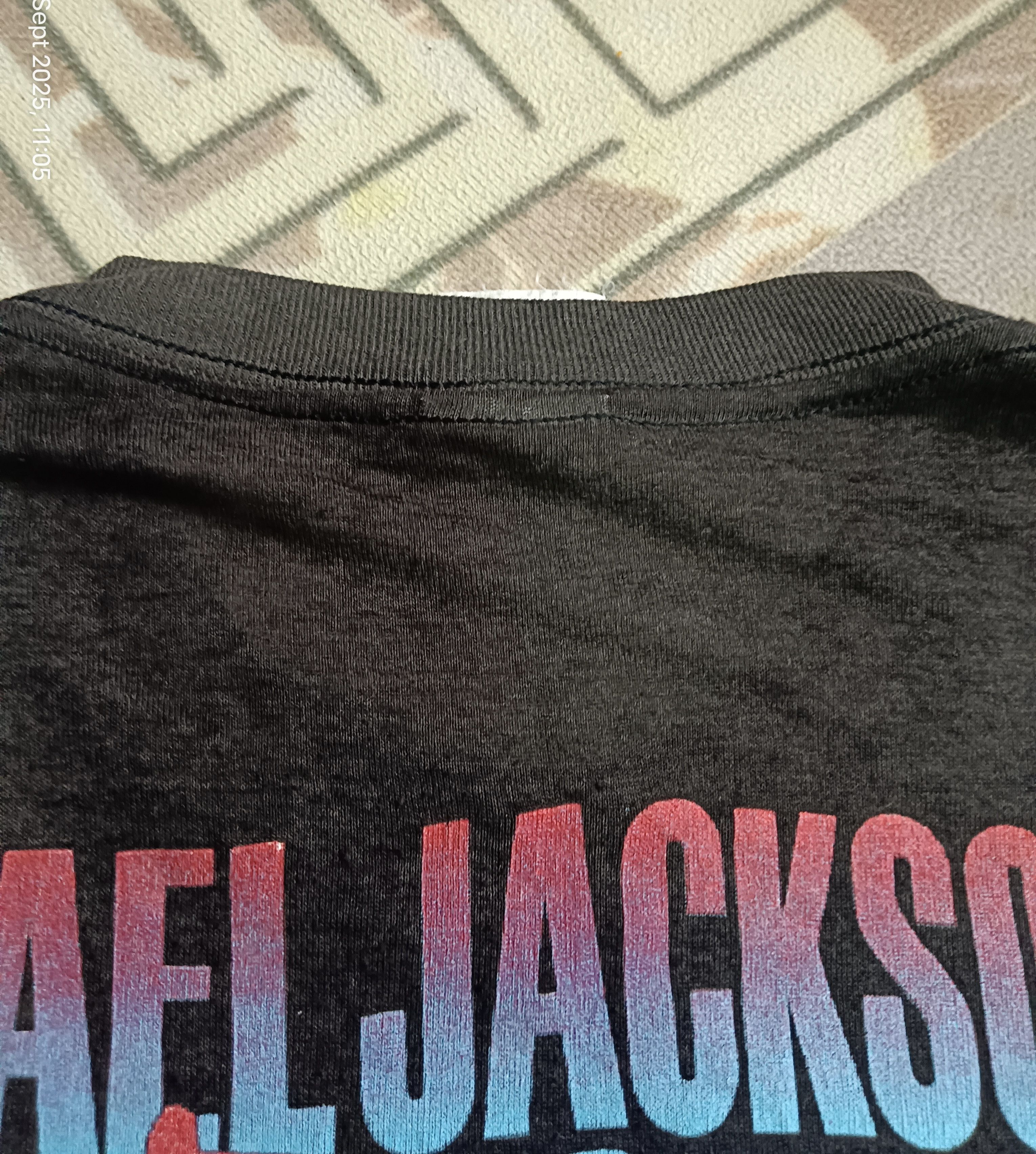 Michael Jackson VINTAGE MICHAEL JACKSON TOUR TEE Size US M / EU 48-50 / 2 - 11 Thumbnail