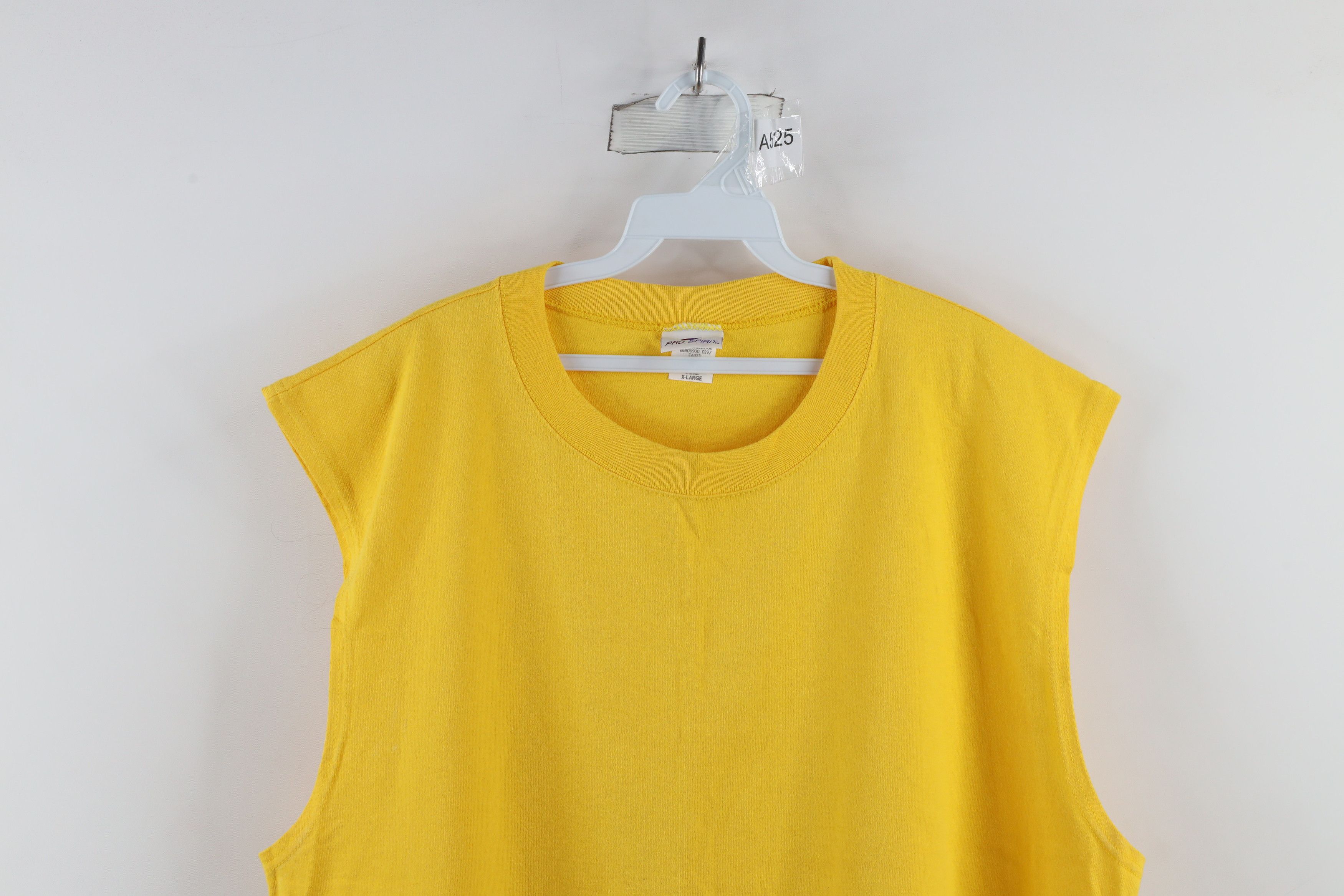 Vintage Vintage 90s Streetwear Sleeveless Muscle T-Shirt Yellow USA Size US XL / EU 56 / 4 - 2 Thumbnail