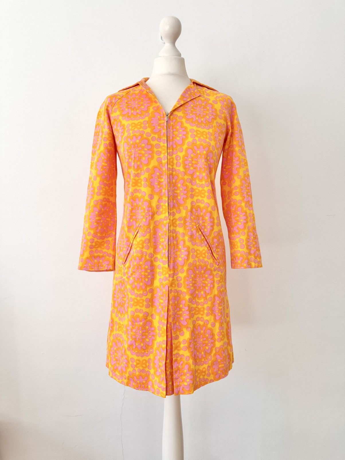 Vintage 60s Finnish Vintage Dress – Psychedelic, Kiitolon Zipper Size S / US 4 / IT 40 - 1 Thumbnail