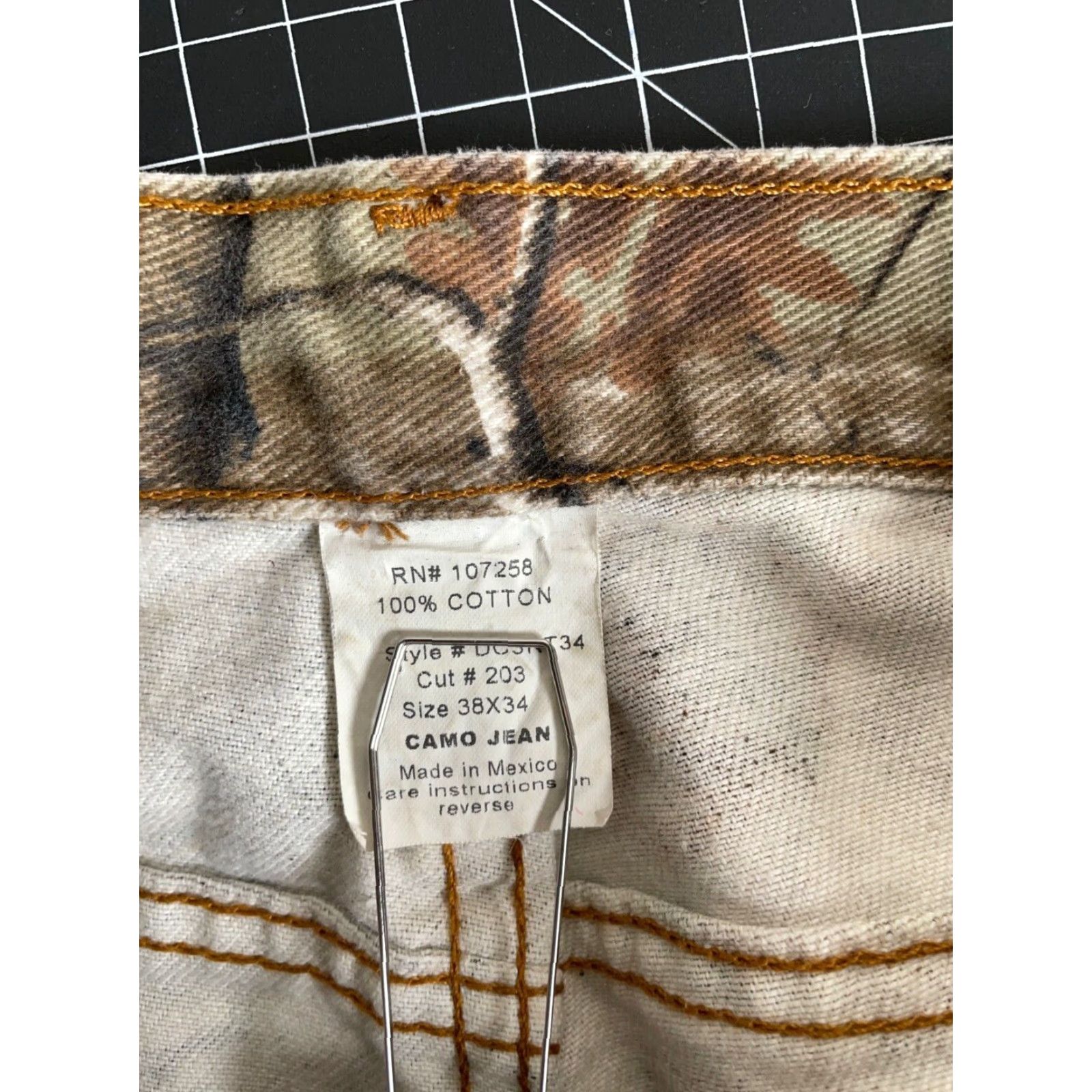 Realtree VINTAGE Diamond Cut Mens Jeans 36 x 32 Straight Fit Camouflage Y2K RealTree Cotton Denim Size US 36 / EU 52 - 4 Thumbnail
