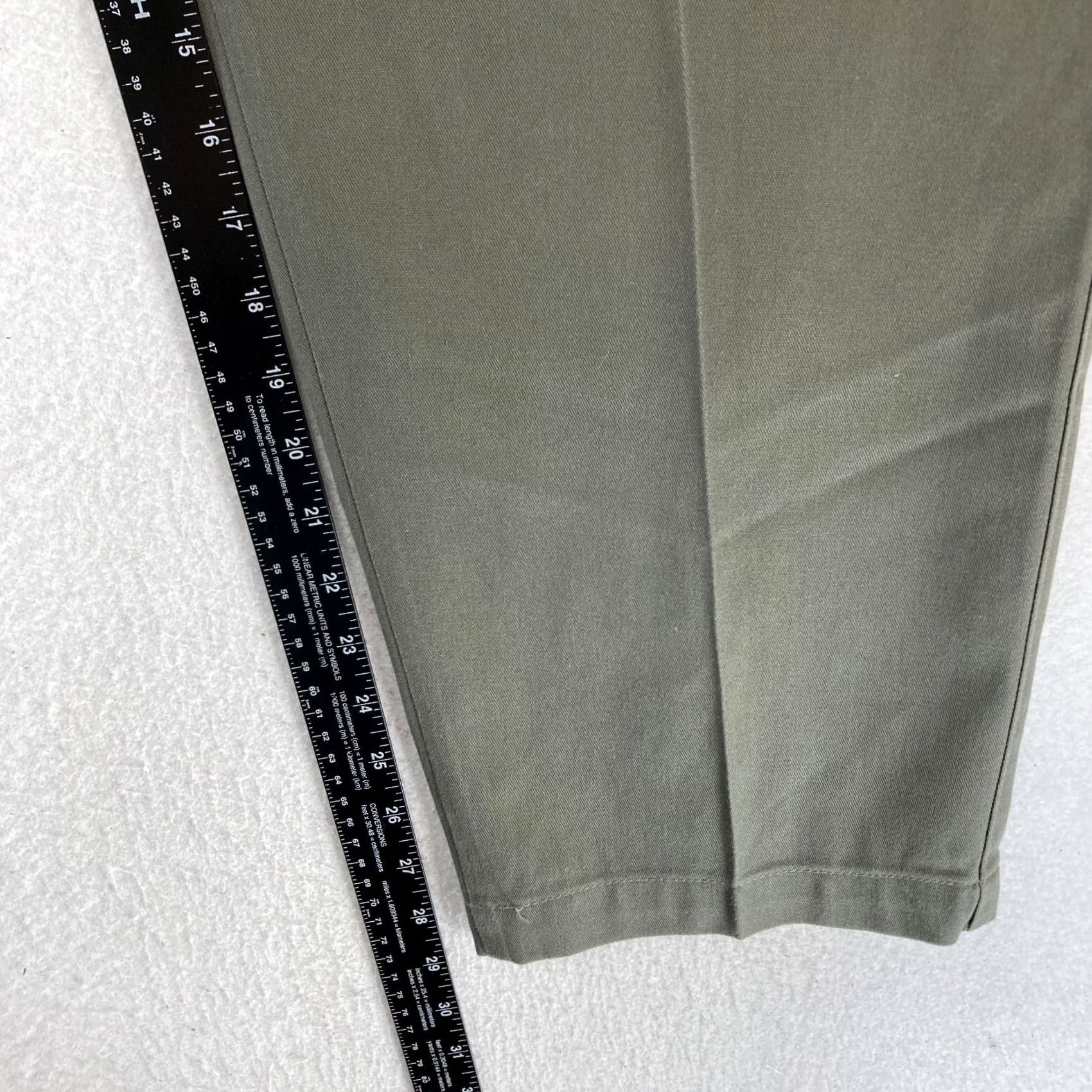 Vintage Berkley & Jensen Khaki Pants Mens 36x29 Green Wrinkle Free Pleated Tapered NWT Pants Size US 36 / EU 52 - 7 Thumbnail