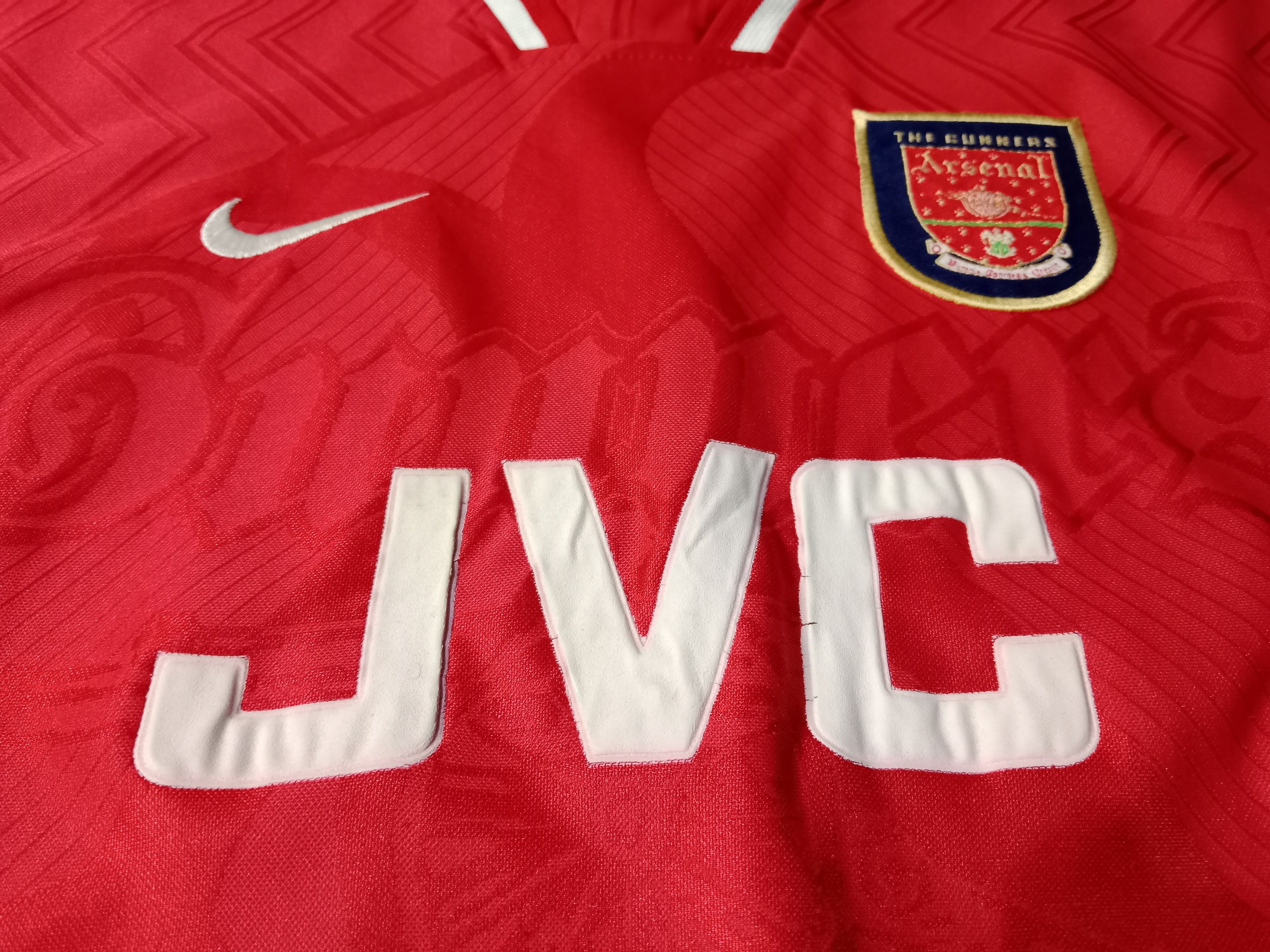 Nike Arsenal home 1996 (Bergkamp) Size US L / EU 52-54 / 3 - 5 Thumbnail