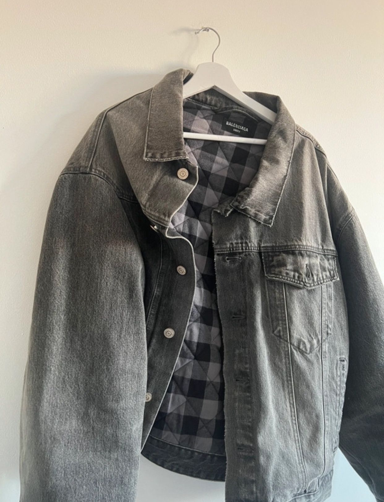 Balenciaga Balenciaga Asymmetrical Off Shoulder Denim Jacket Size US M / EU 48-50 / 2 - 2 Thumbnail