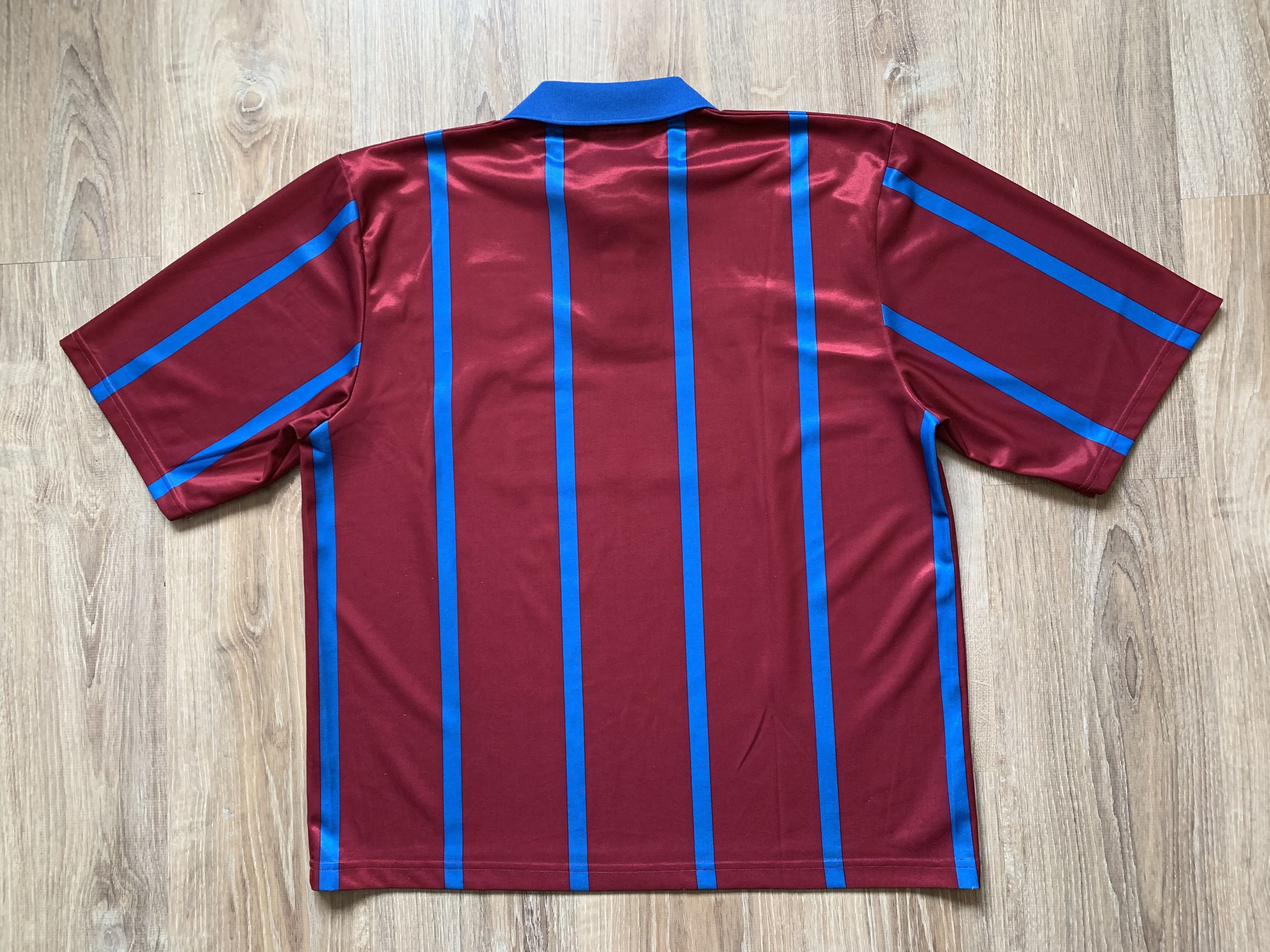 Asics × Vintage Vintage Asics Aston Villa Home Shirt 1993-1995 Size US XL / EU 56 / 4 - 2 Thumbnail