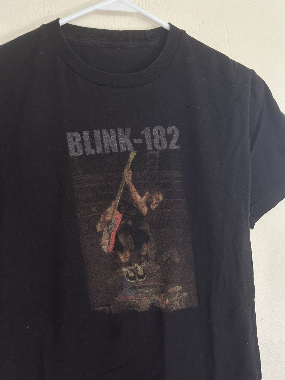 Vintage Blink-182 Jump ‘01 Tour Band Tee Size US M / EU 48-50 / 2 - 4 Thumbnail