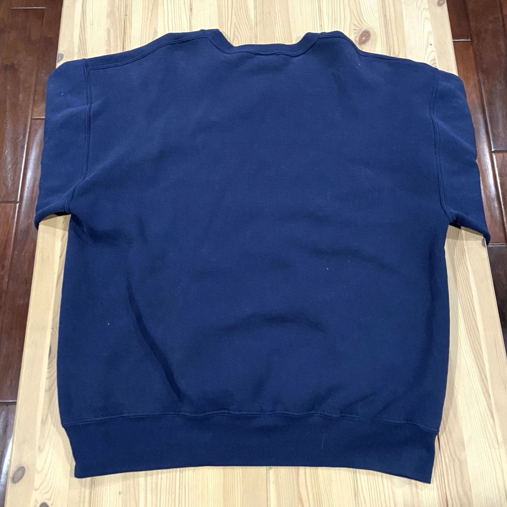 Russell Athletic VINTAGE Russell Athletic Sweatshirt Crewneck Navy Blue 90s Distressed Logo Embroidered Men L Size US L / EU 52-54 / 3 - 2 Thumbnail