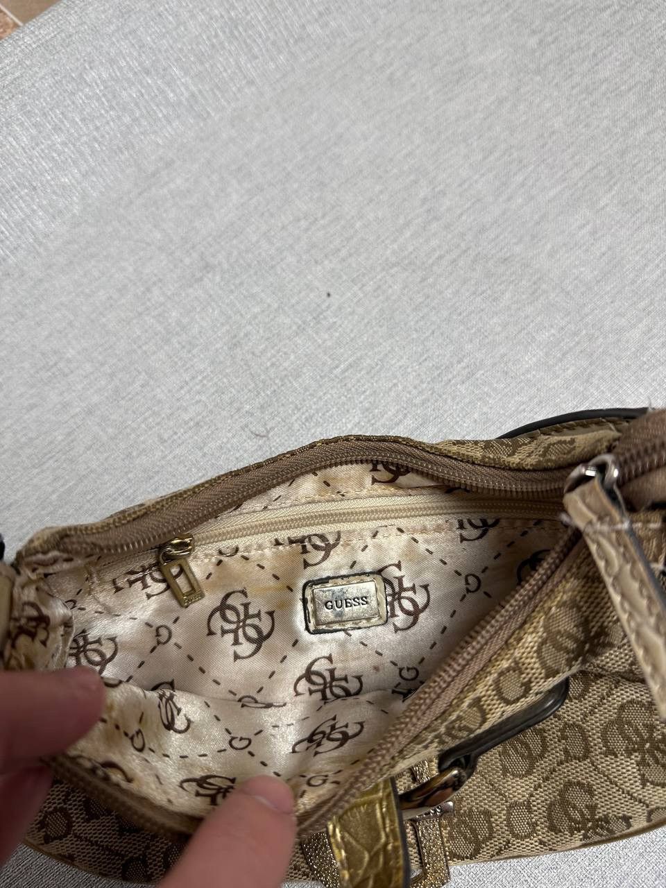 Guess Guess Vintage Y2K Avantgarde Mini Bag Very Rare Monogram Size ONE SIZE - 13 Thumbnail