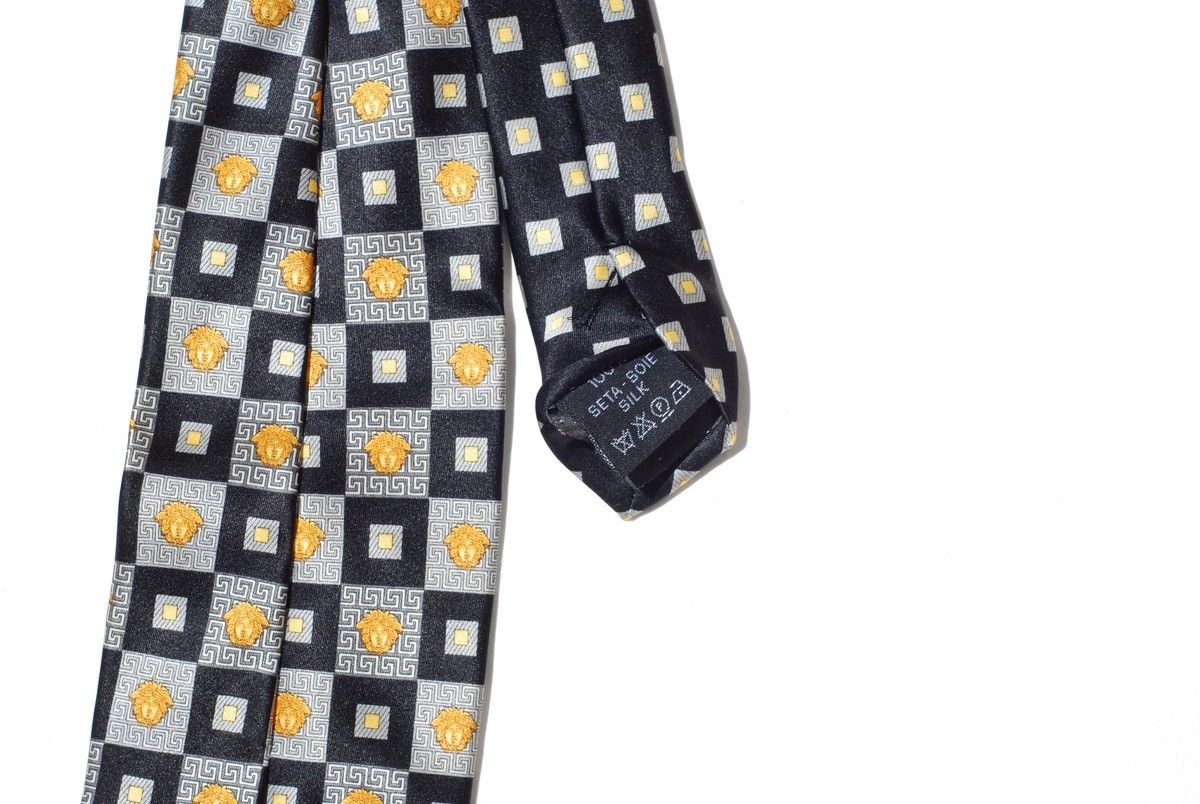 Versace Vintage Gianni Versace Medusa Silk Tie Size ONE SIZE - 4 Thumbnail